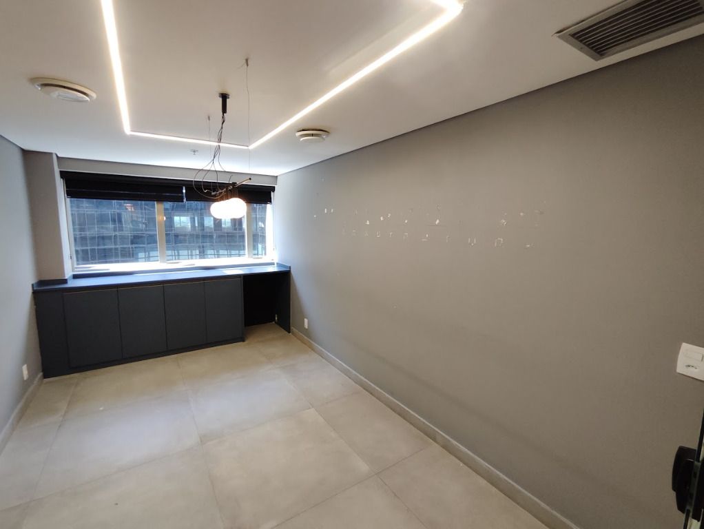 Sala de Alto Padrão em Barra Da Tijuca, Rio De Janeiro - Foto 1
