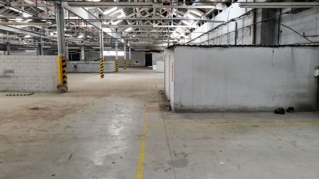 Loja Espaçosa em Vigario Geral, Rio De Janeiro - Foto 12