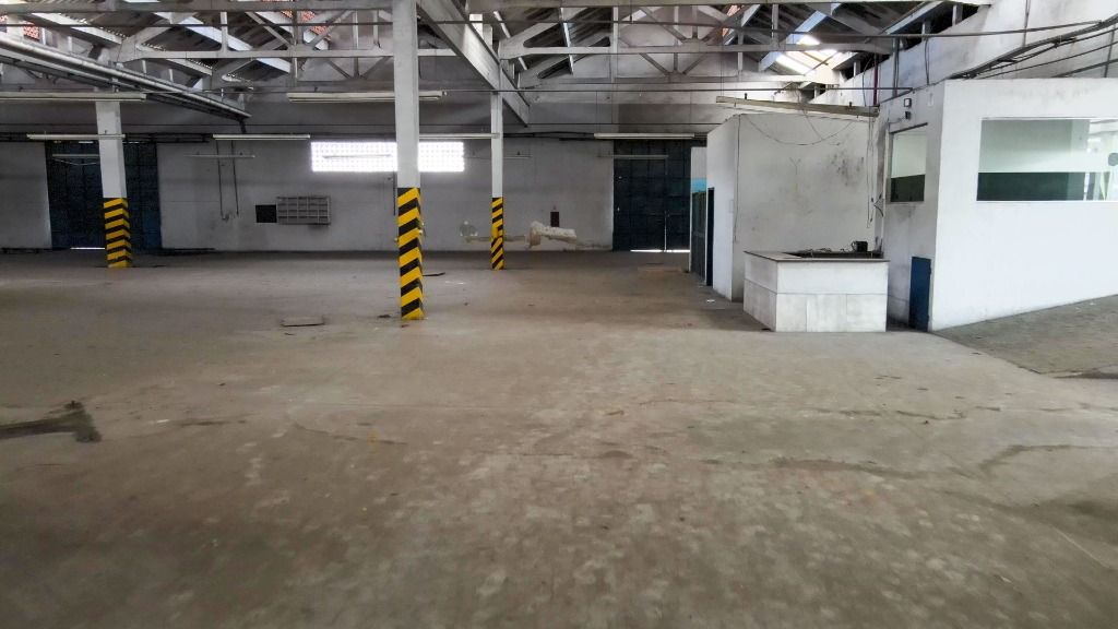 Loja Espaçosa em Vigario Geral, Rio De Janeiro - Foto 26
