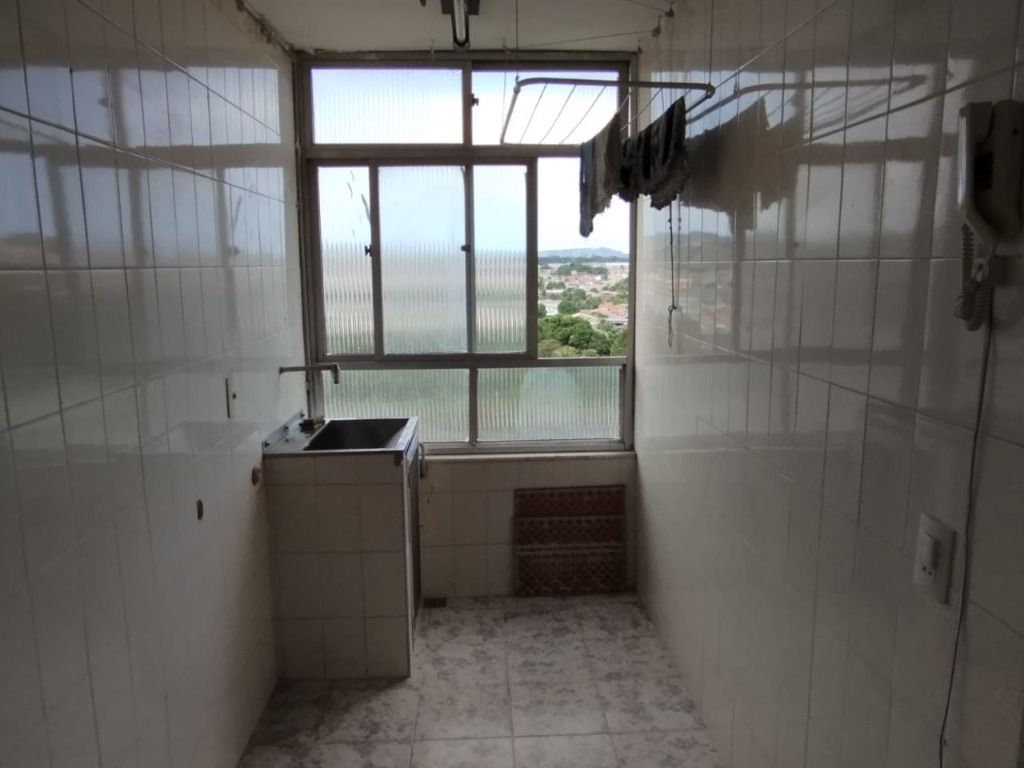 Ótimo Apartamento com 2 Quartos em Santa Cruz, Rio De Janeiro - Foto 3