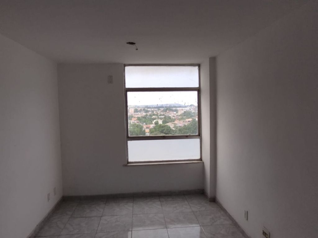 Ótimo Apartamento com 2 Quartos em Santa Cruz, Rio De Janeiro - Foto 4