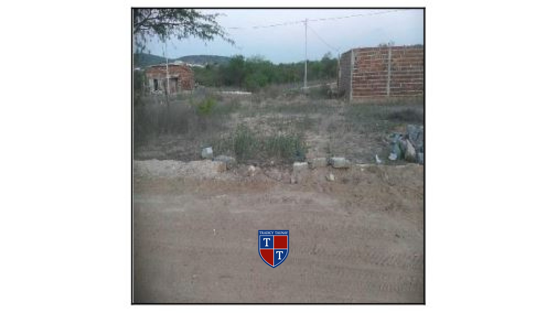 Foto 1 de TERRENO em LOT RES DEUS E FIEL - Imóvel Retomado Caixa