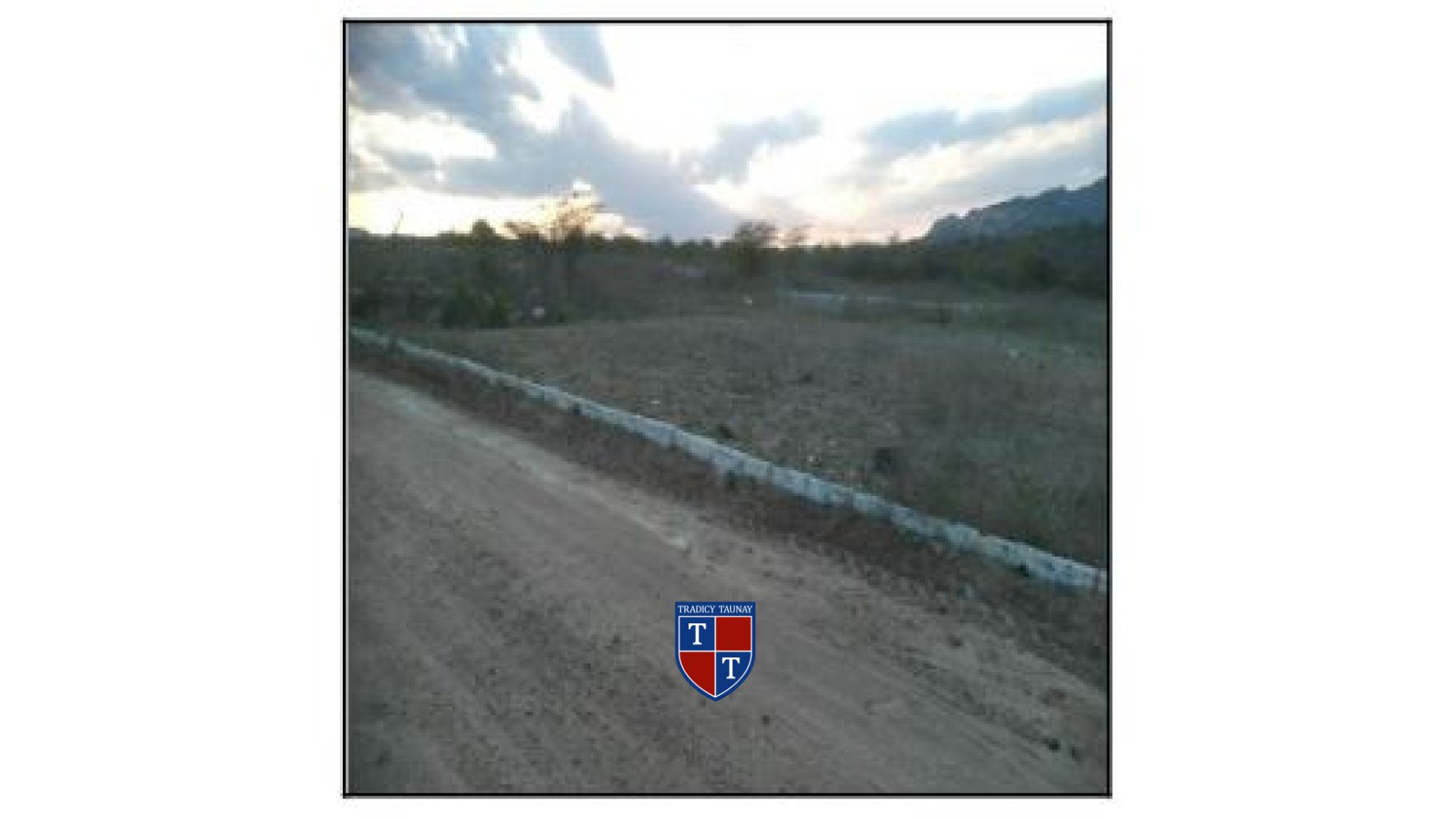 Foto 1 de TERRENO em LOT RES DEUS E FIEL - Imóvel Retomado Caixa