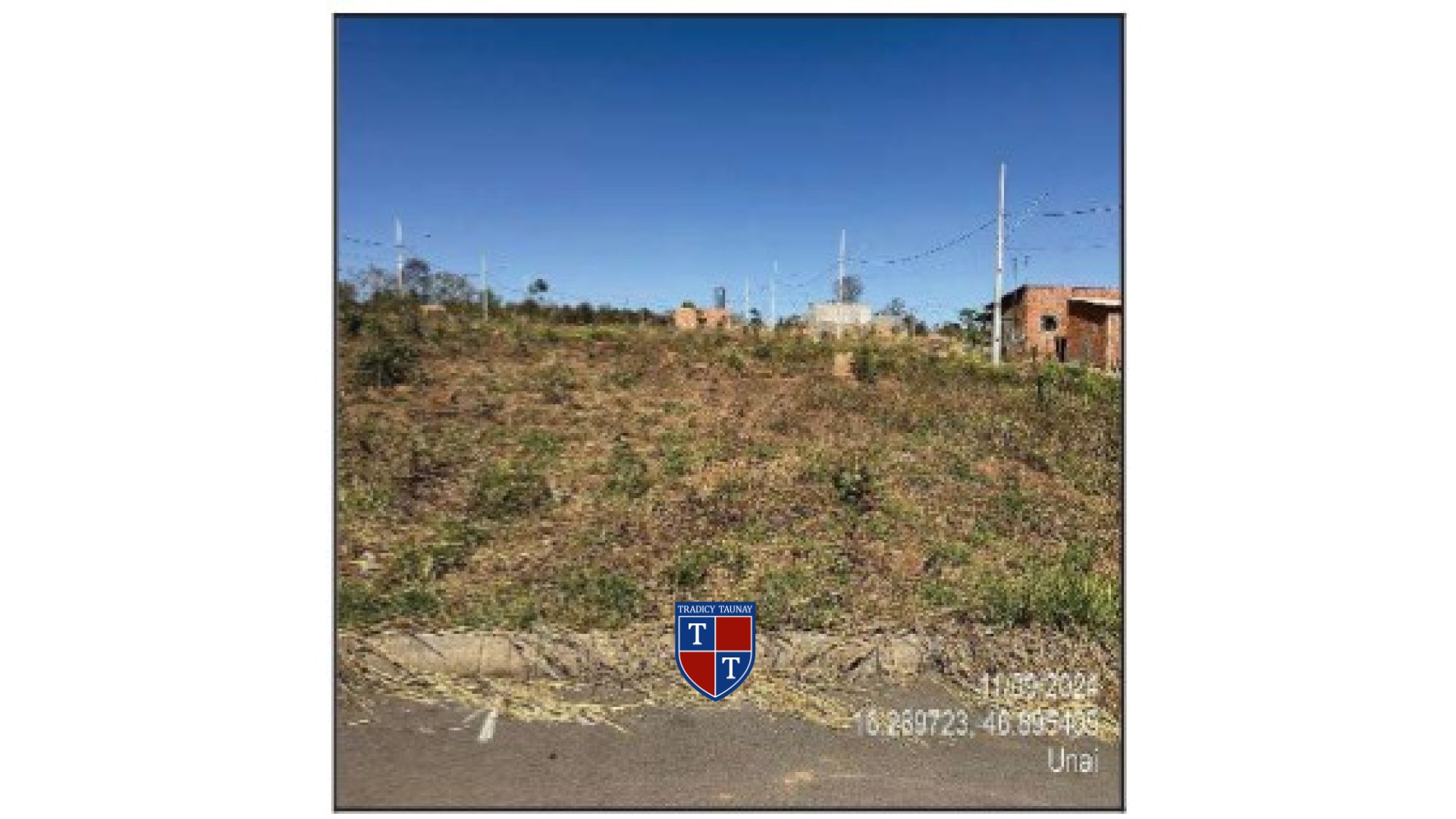 Foto 1 de TERRENO em RESIDENCIAL VITORIA - Imóvel Retomado Caixa