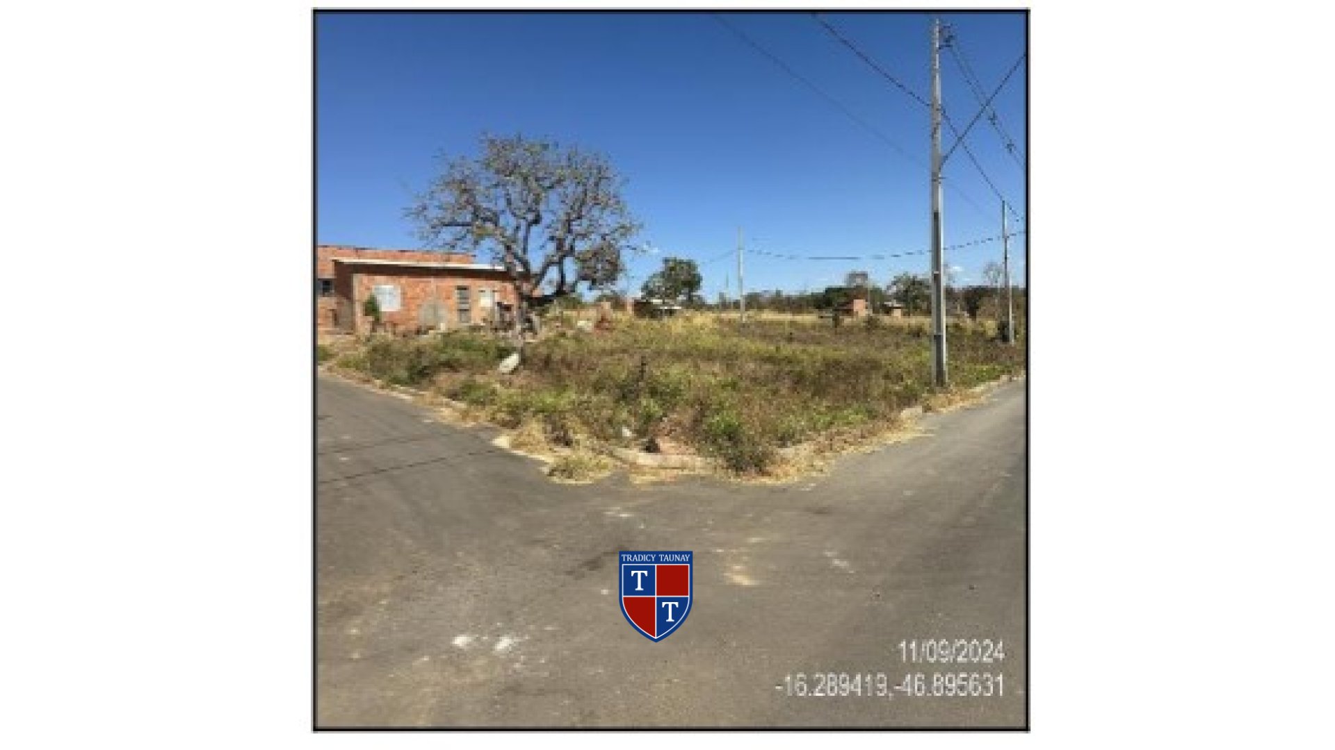 Foto 1 de TERRENO em RESIDENCIAL VITORIA - Imóvel Retomado Caixa