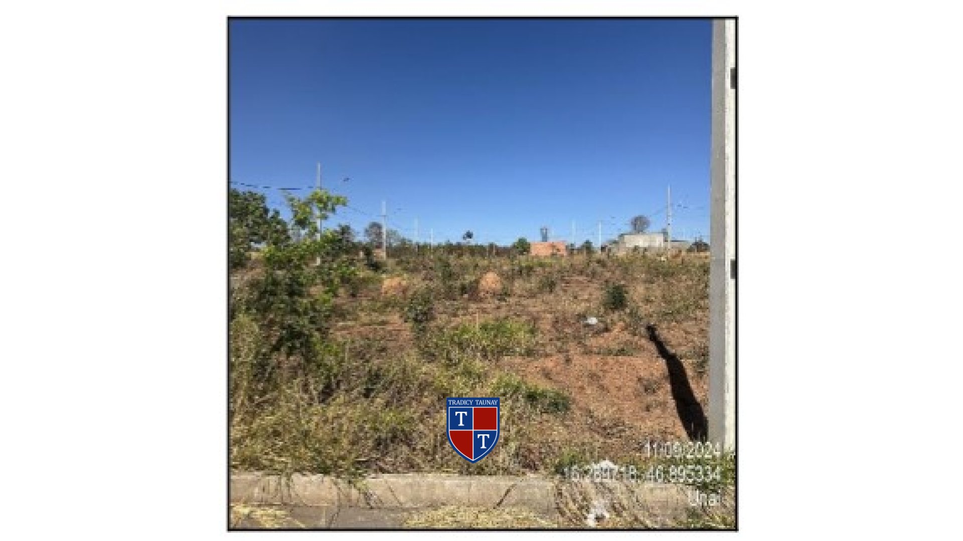 Foto 1 de TERRENO em RESIDENCIAL VITORIA - Imóvel Retomado Caixa