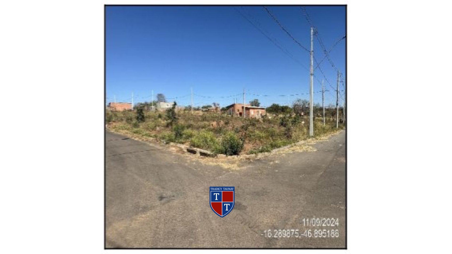 Foto 1 de TERRENO em RESIDENCIAL VITORIA - Imóvel Retomado Caixa