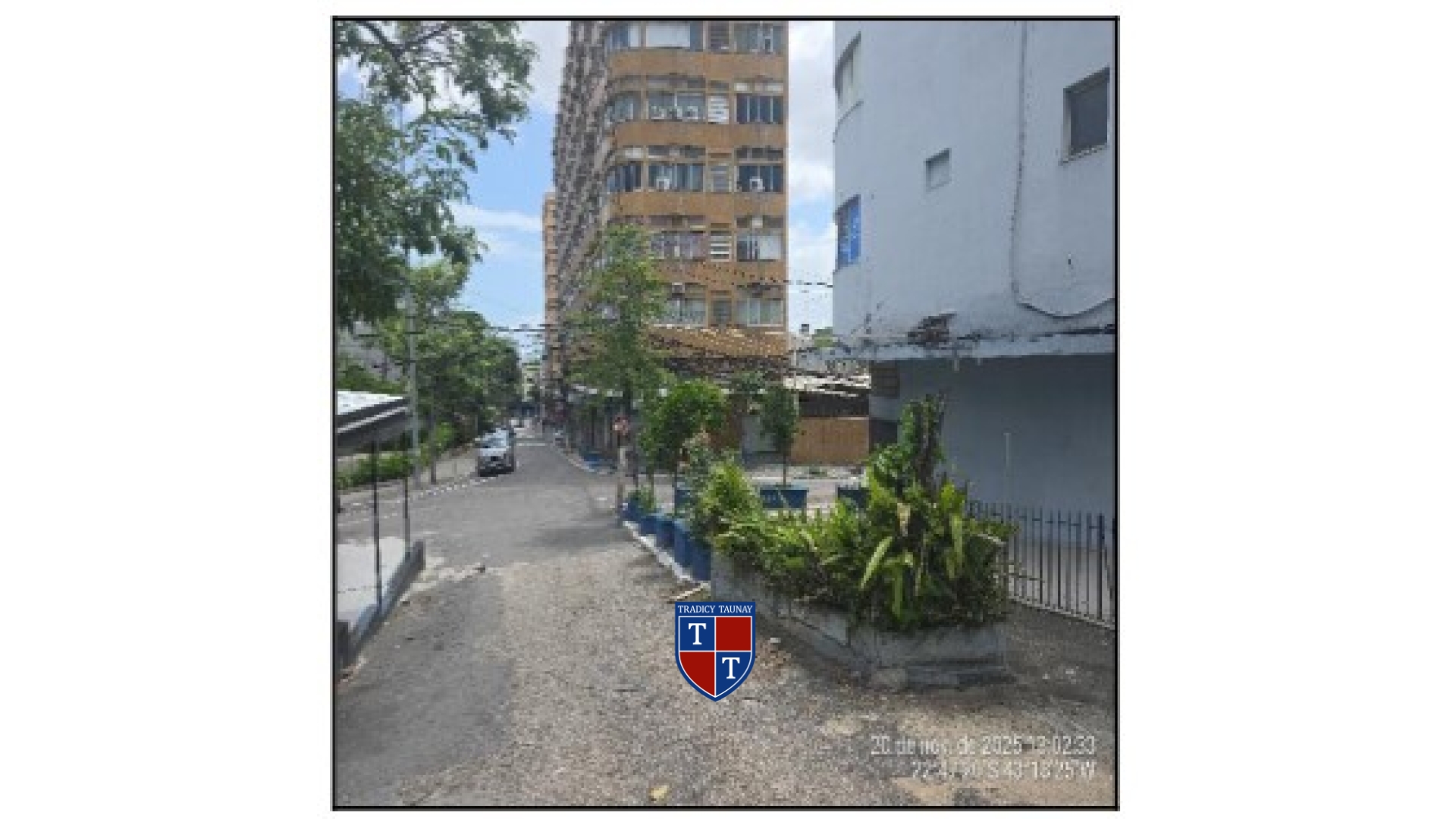 TERRENO em JARDIM VINTE E CINCO DE AGOSTO