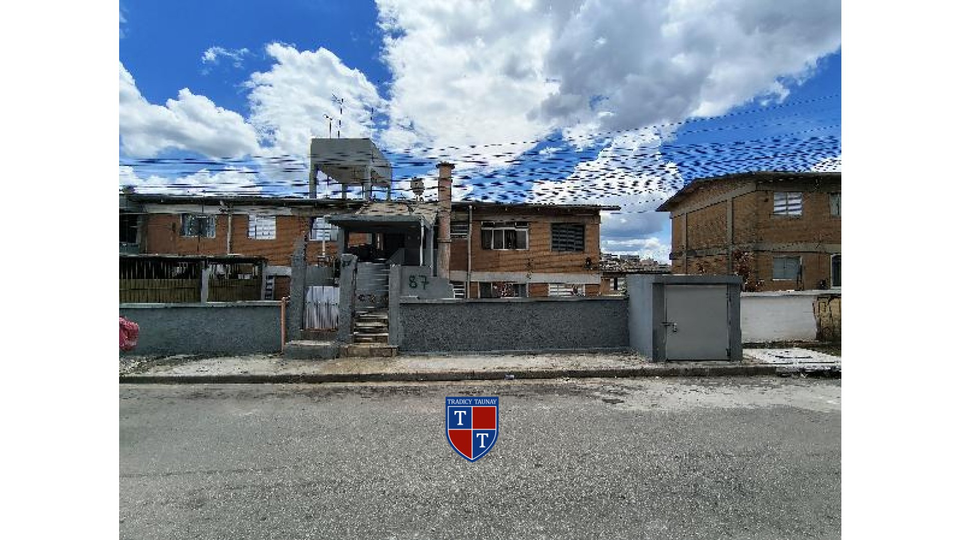 Foto 1 de APARTAMENTO em CONJUNTO HABITACIONAL PRESIDENTE CASTELO - Imóvel Retomado Caixa
