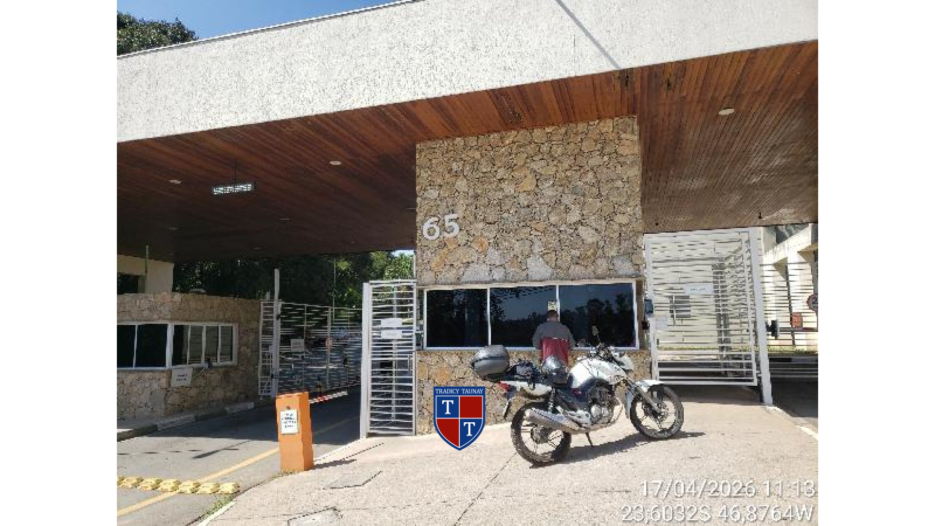 Foto 1 de CASA em PAISAGEM RENOIR - Imóvel Retomado Caixa