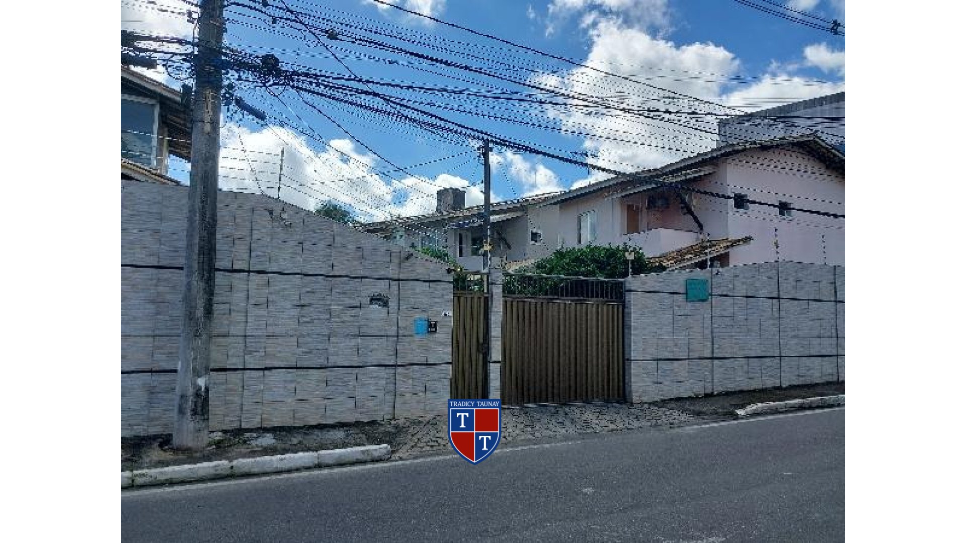 Foto 1 de CASA em PITANGUEIRAS - Imóvel Retomado Caixa