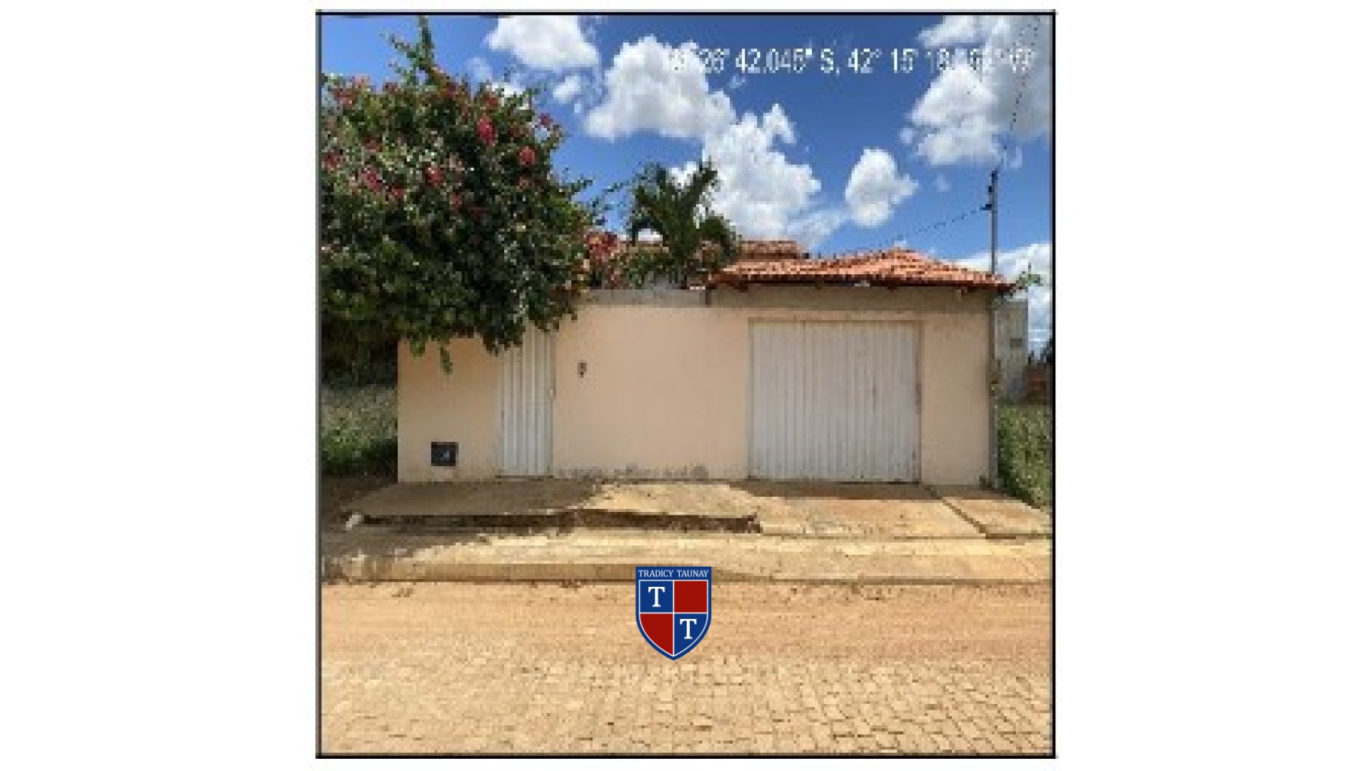 Foto 1 de CASA em LOT SANTA MARIA - Imóvel Retomado Caixa