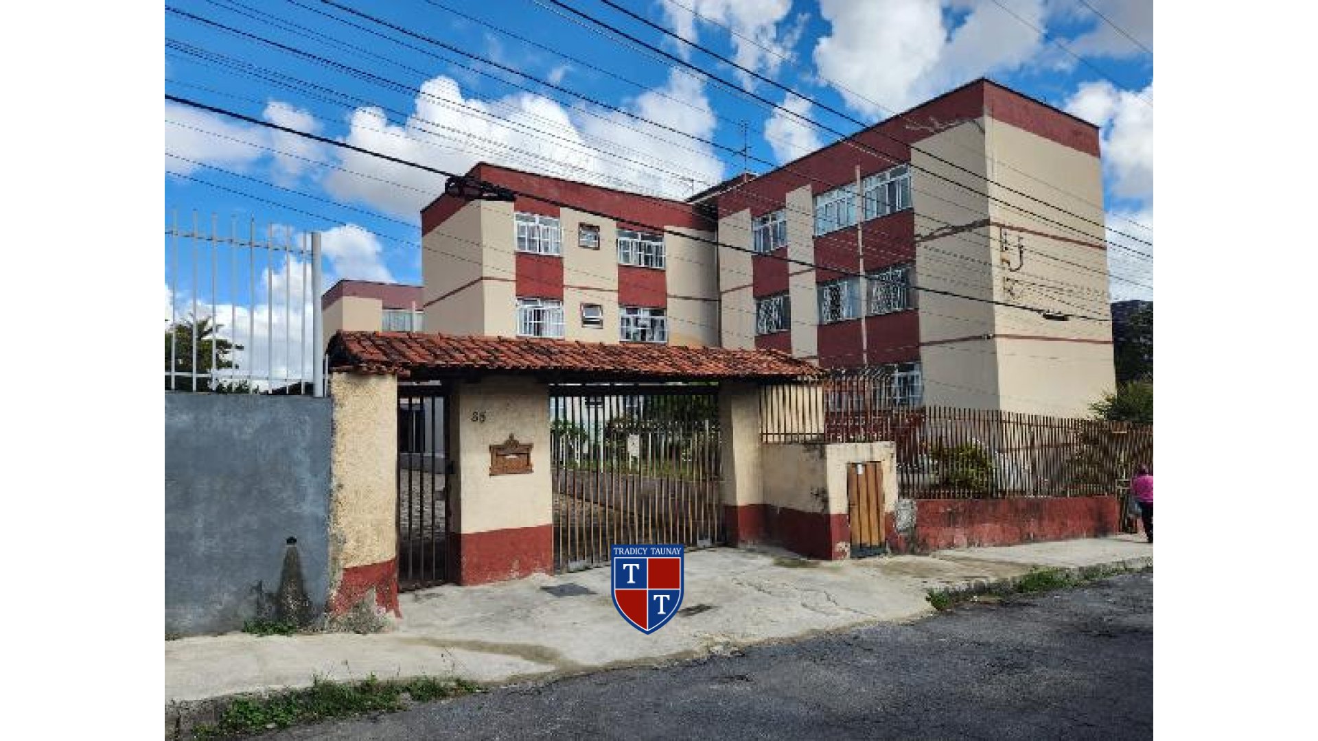 Foto 1 de APARTAMENTO em ALIPIO DE MELO - Imóvel Retomado Caixa
