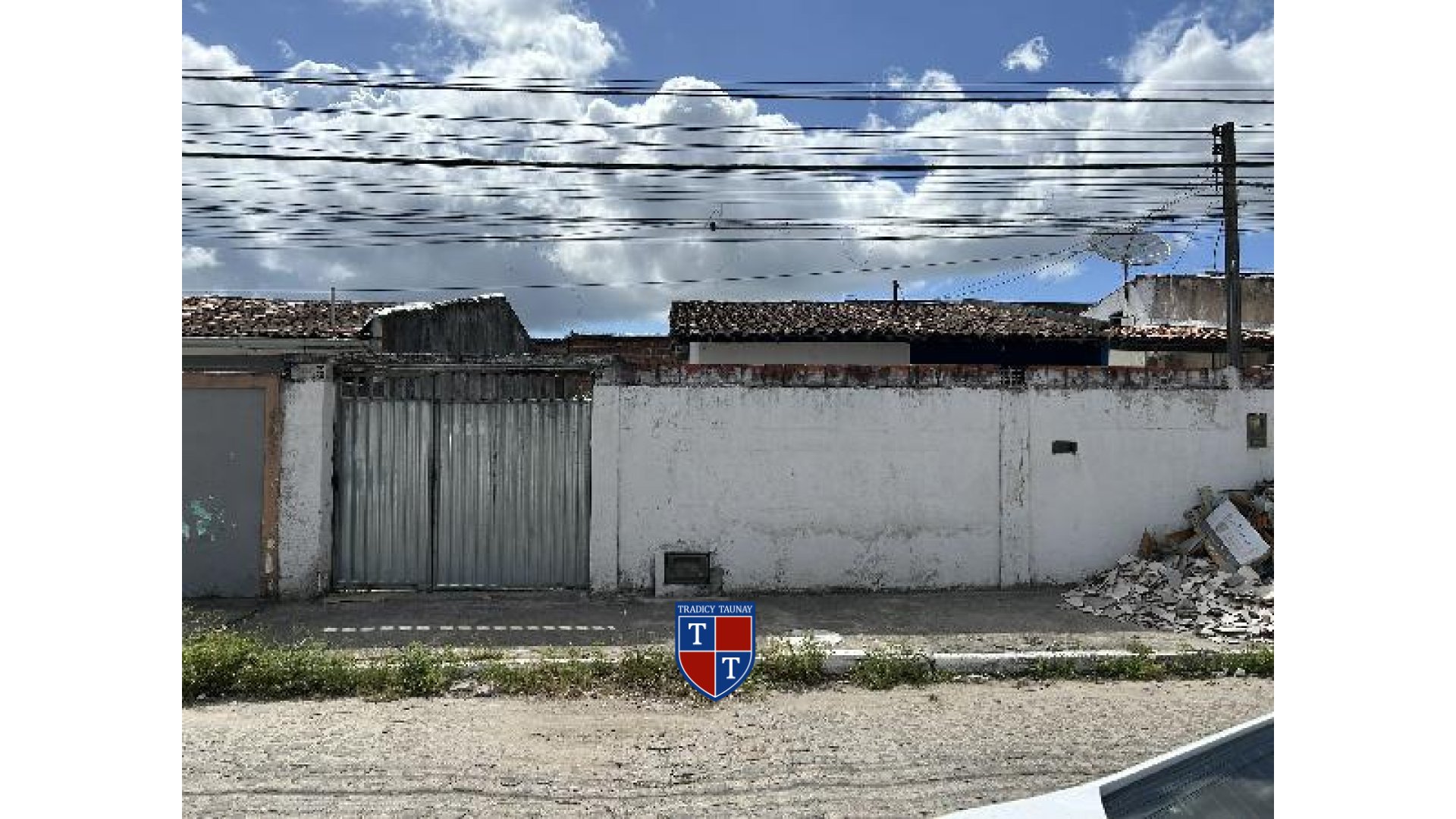 Foto 1 de CASA em TABULEIRO DO MARTINS - Imóvel Retomado Caixa