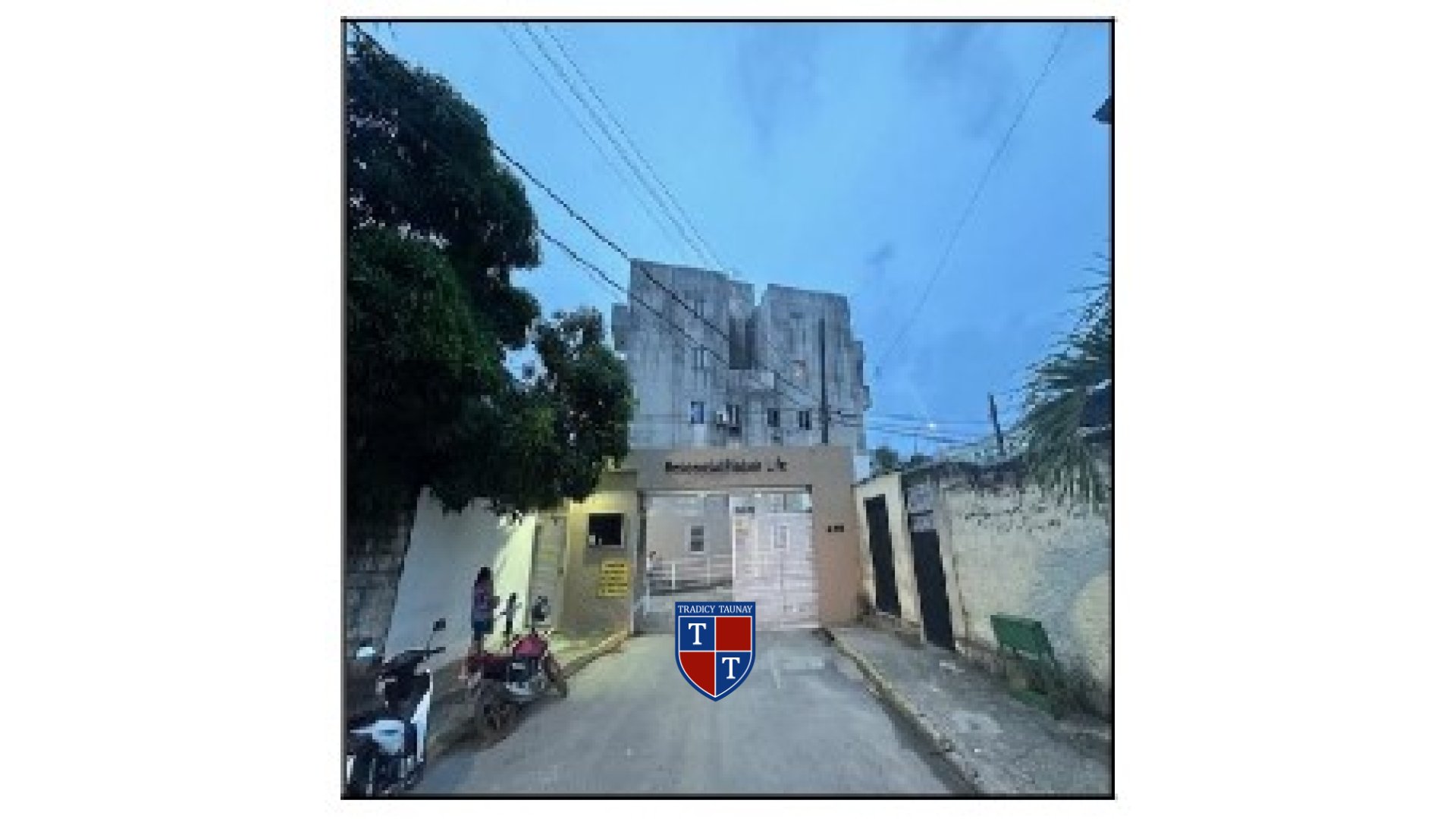 Foto 1 de APARTAMENTO em CANDEIAS - Imóvel Retomado Caixa
