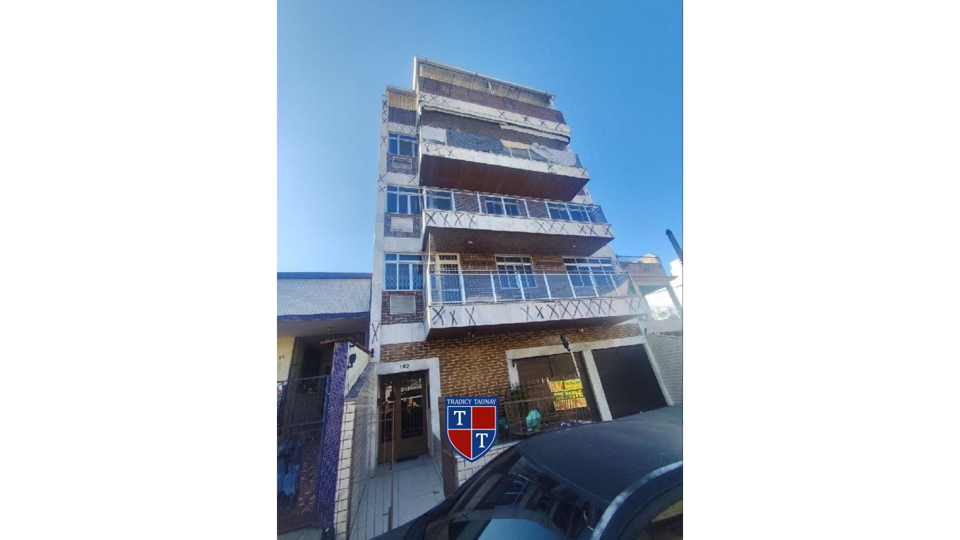 APARTAMENTO em VILA DA PENHA