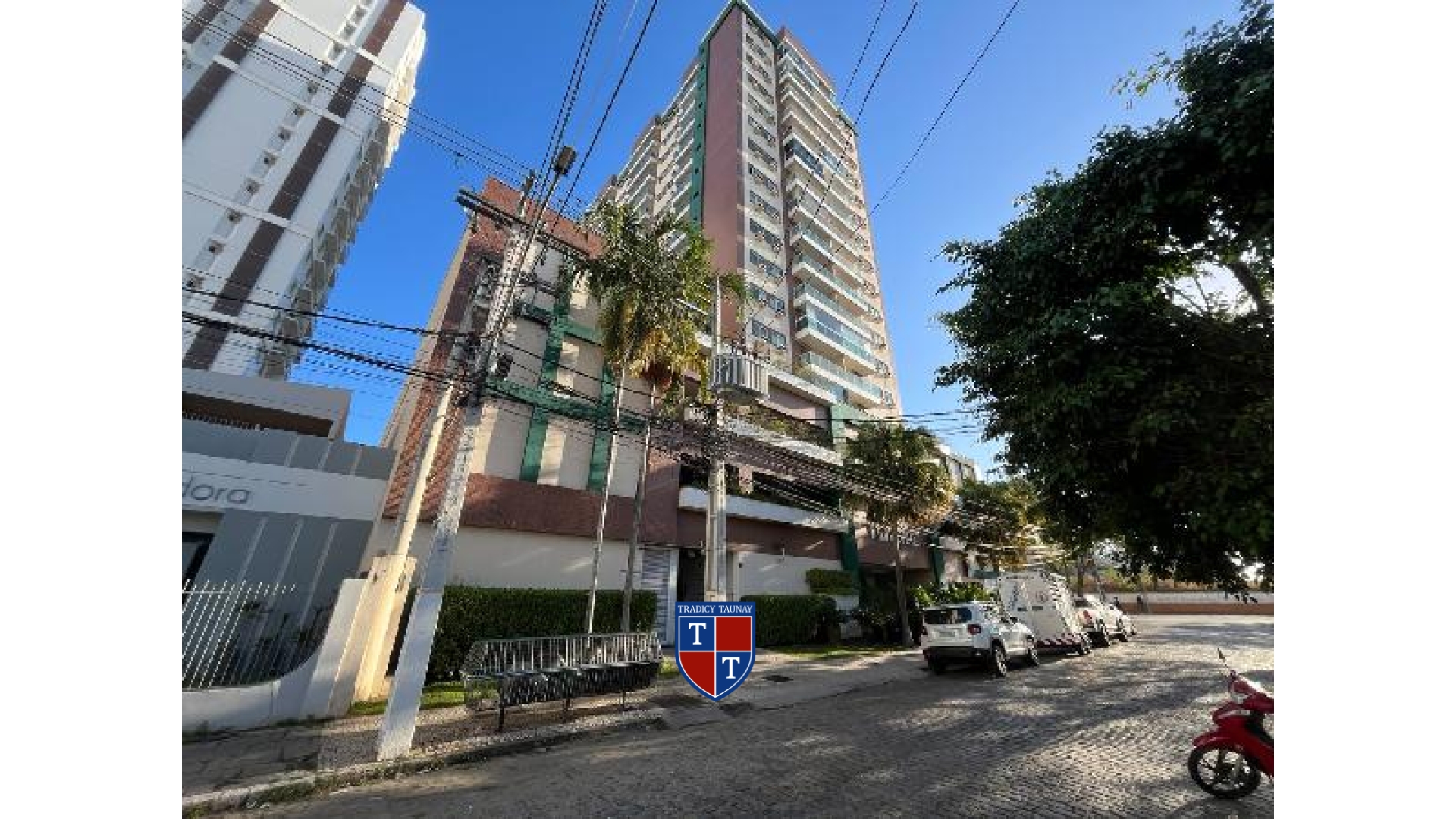 APARTAMENTO em PARQUE TAMANDARE