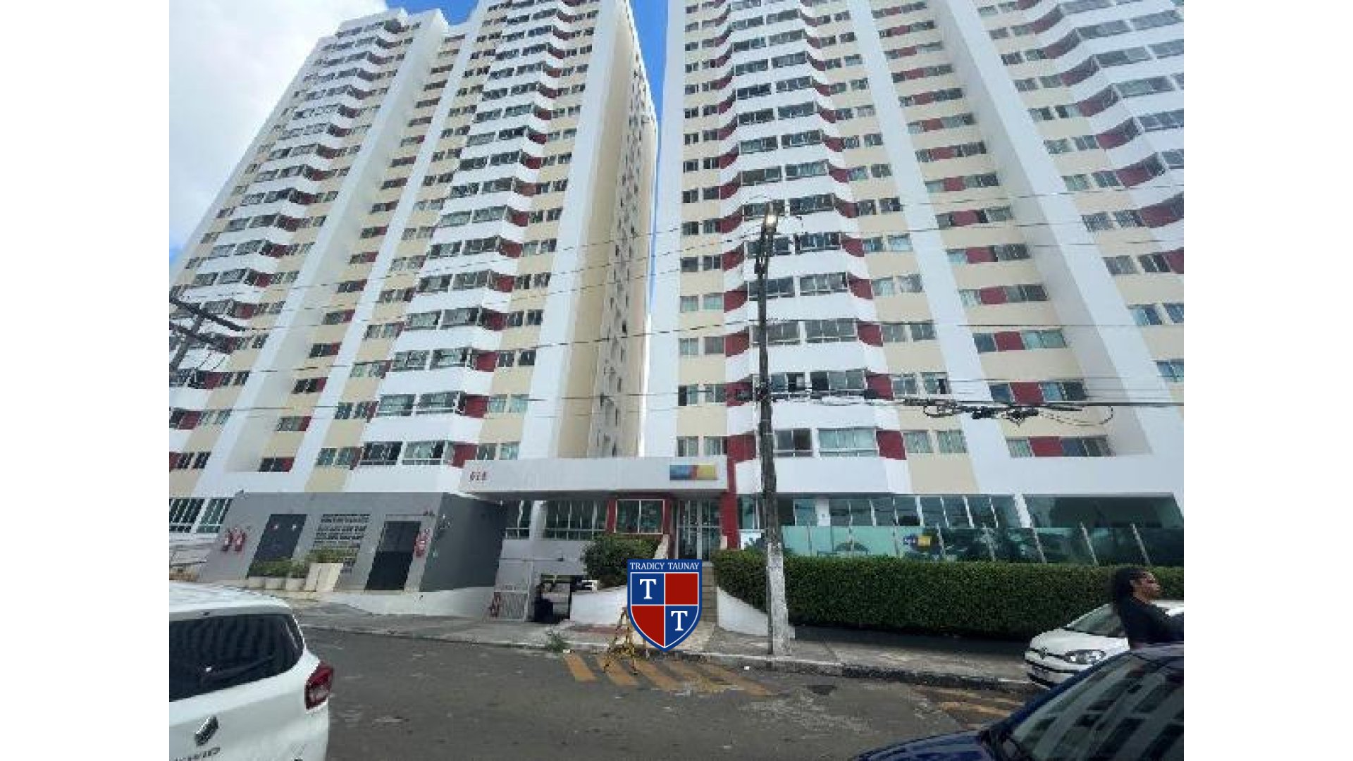 Foto 1 de APARTAMENTO em PATAMARES - Imóvel Retomado Caixa