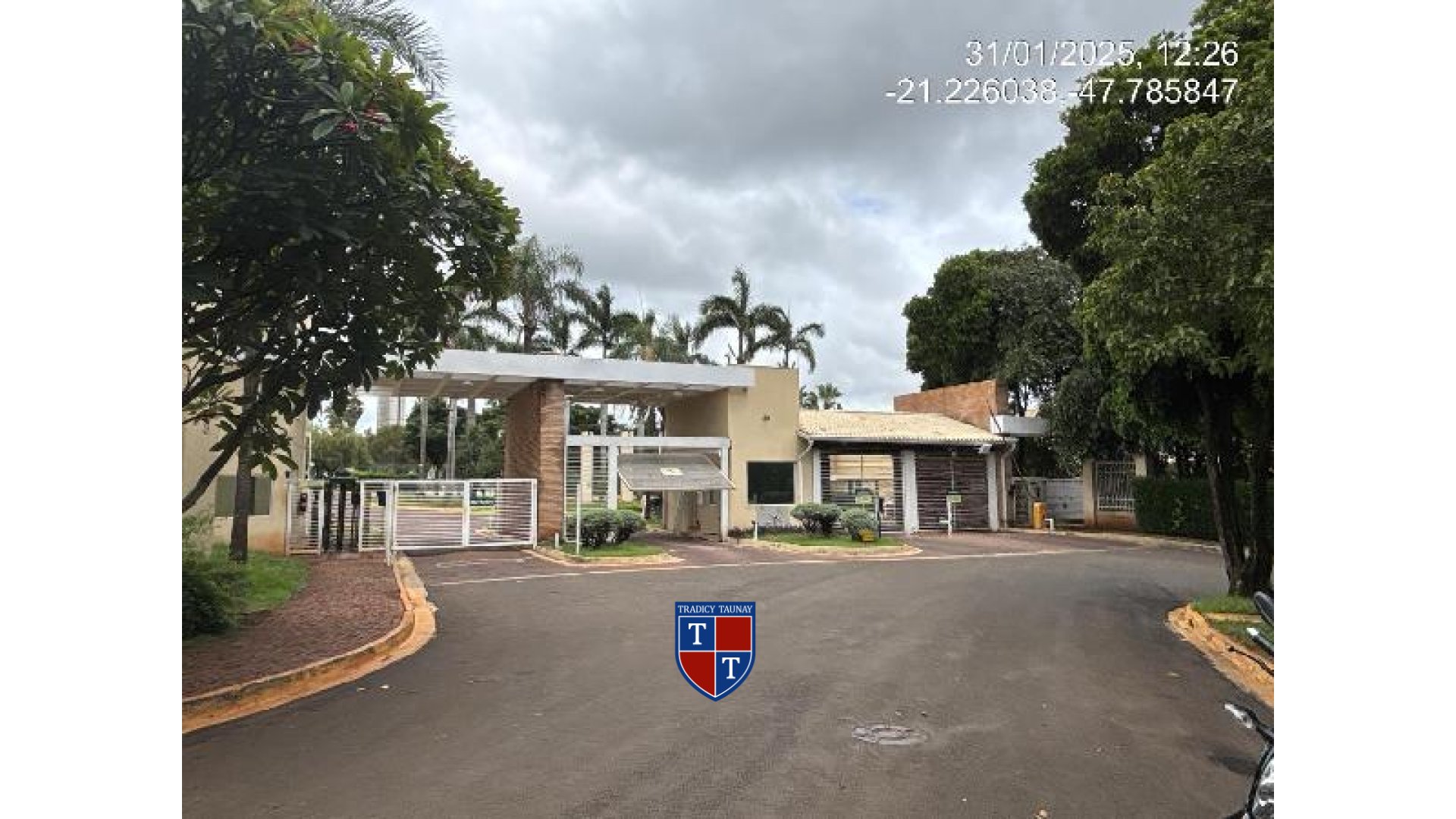 Foto 1 de CASA em QUINTA DA PRIMAVERA - Imóvel Retomado Caixa