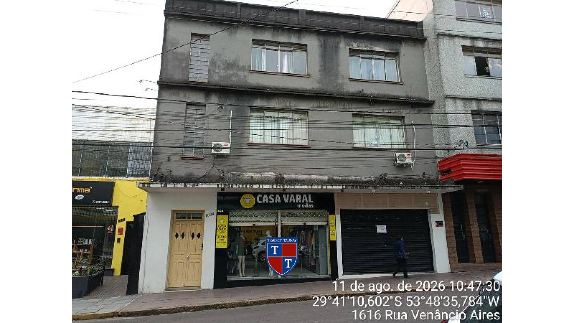 APARTAMENTO em CENTRO