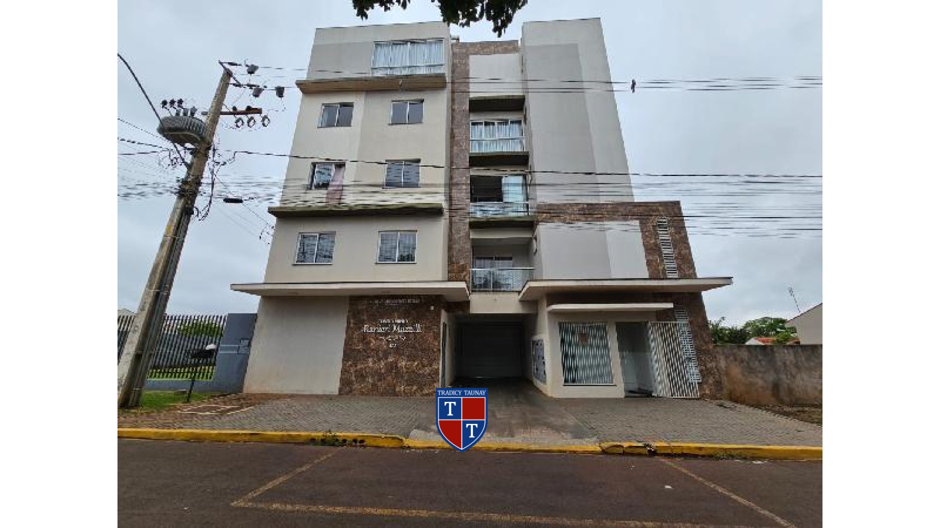 Foto 1 de APARTAMENTO em JARDIM PANCERA - Imóvel Retomado Caixa