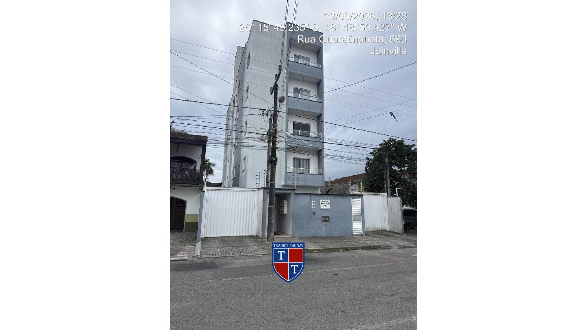 Foto 1 de APARTAMENTO em IRIRIU - Imóvel Retomado Caixa