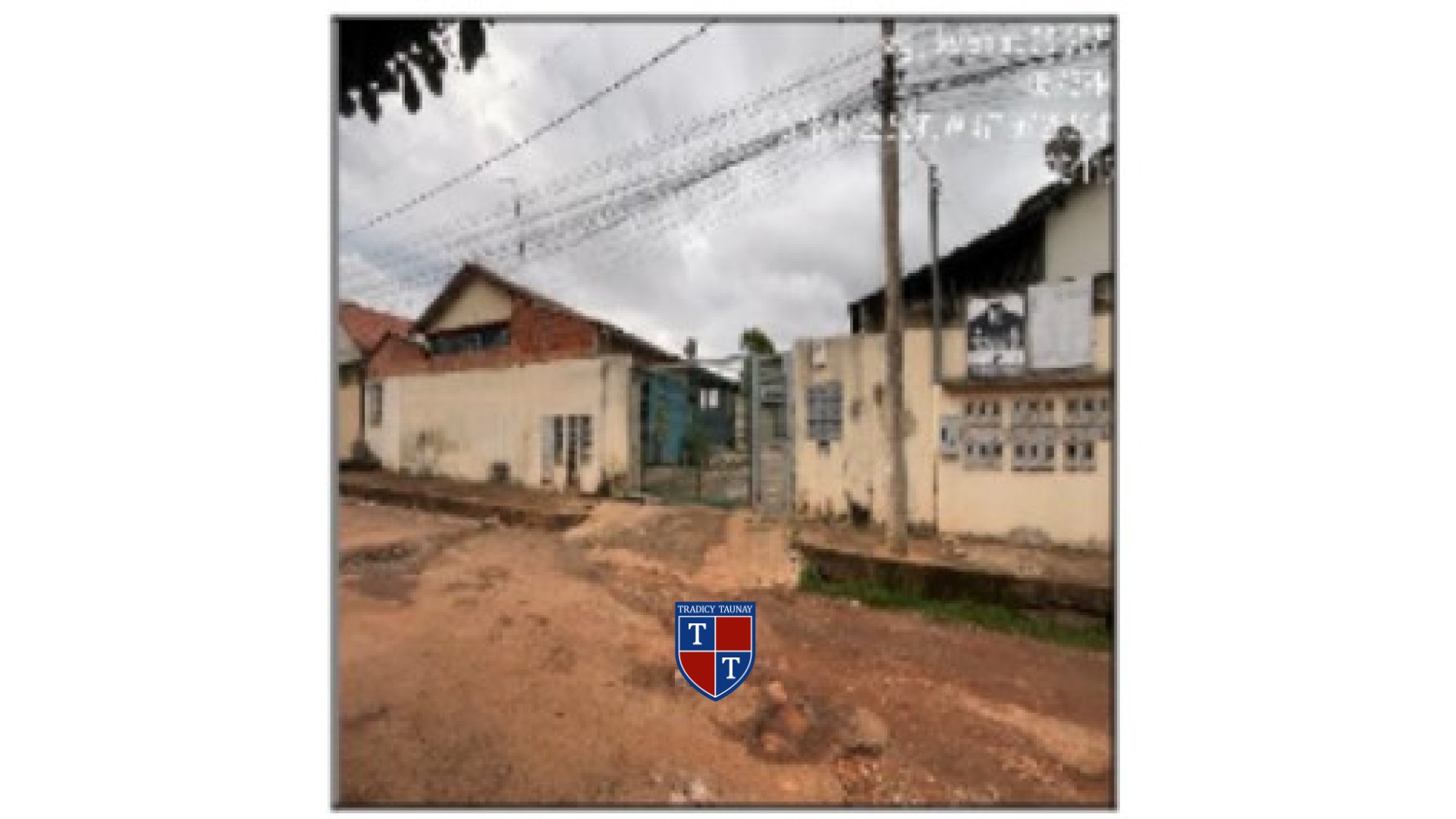 Foto 1 de CASA em MANSOES ESTRELA DAL - Imóvel Retomado Caixa