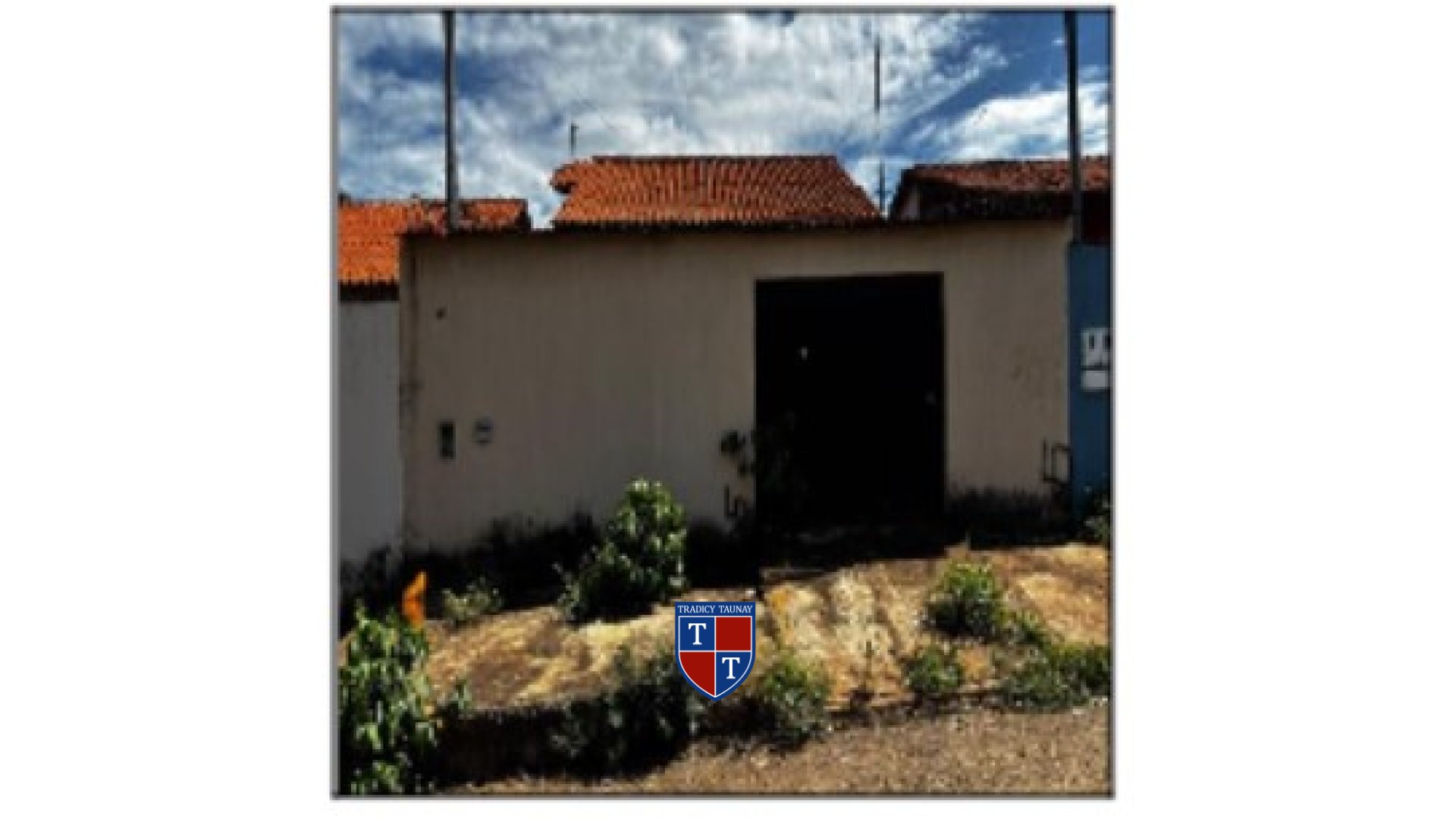 Foto 1 de CASA em JARDIM SANTA LUCIA - Imóvel Retomado Caixa