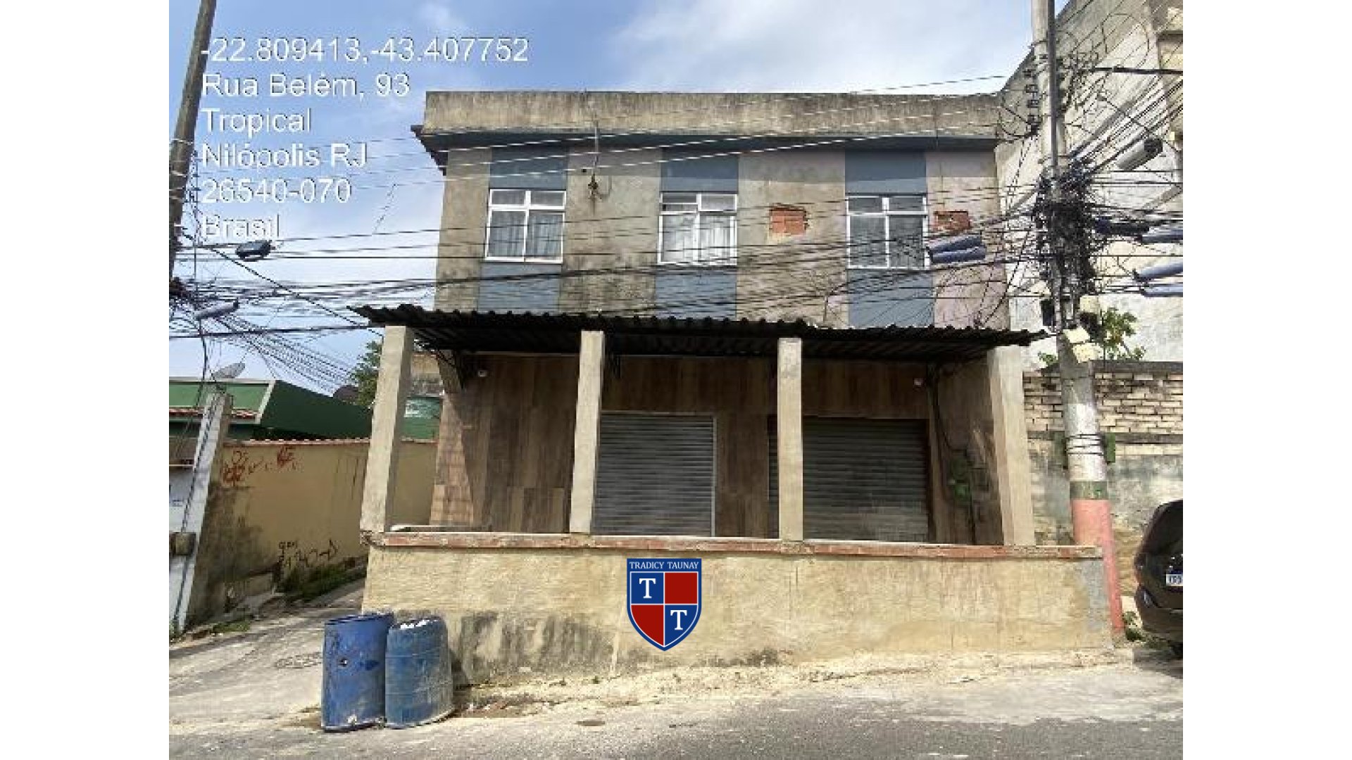 APARTAMENTO em CENTRO