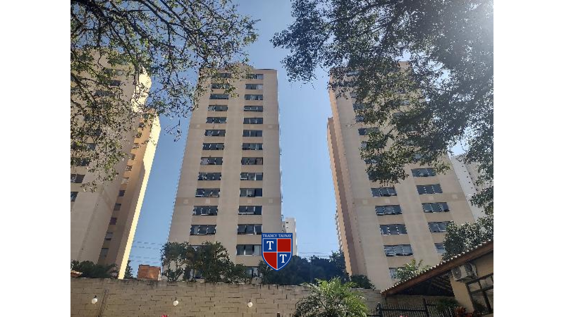 APARTAMENTO em JAGUARE