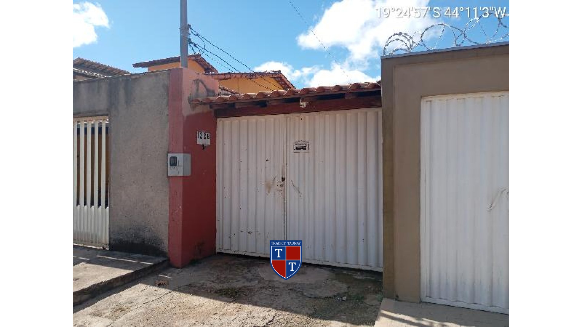 Foto 1 de CASA em BOUGANVILE LL - Imóvel Retomado Caixa