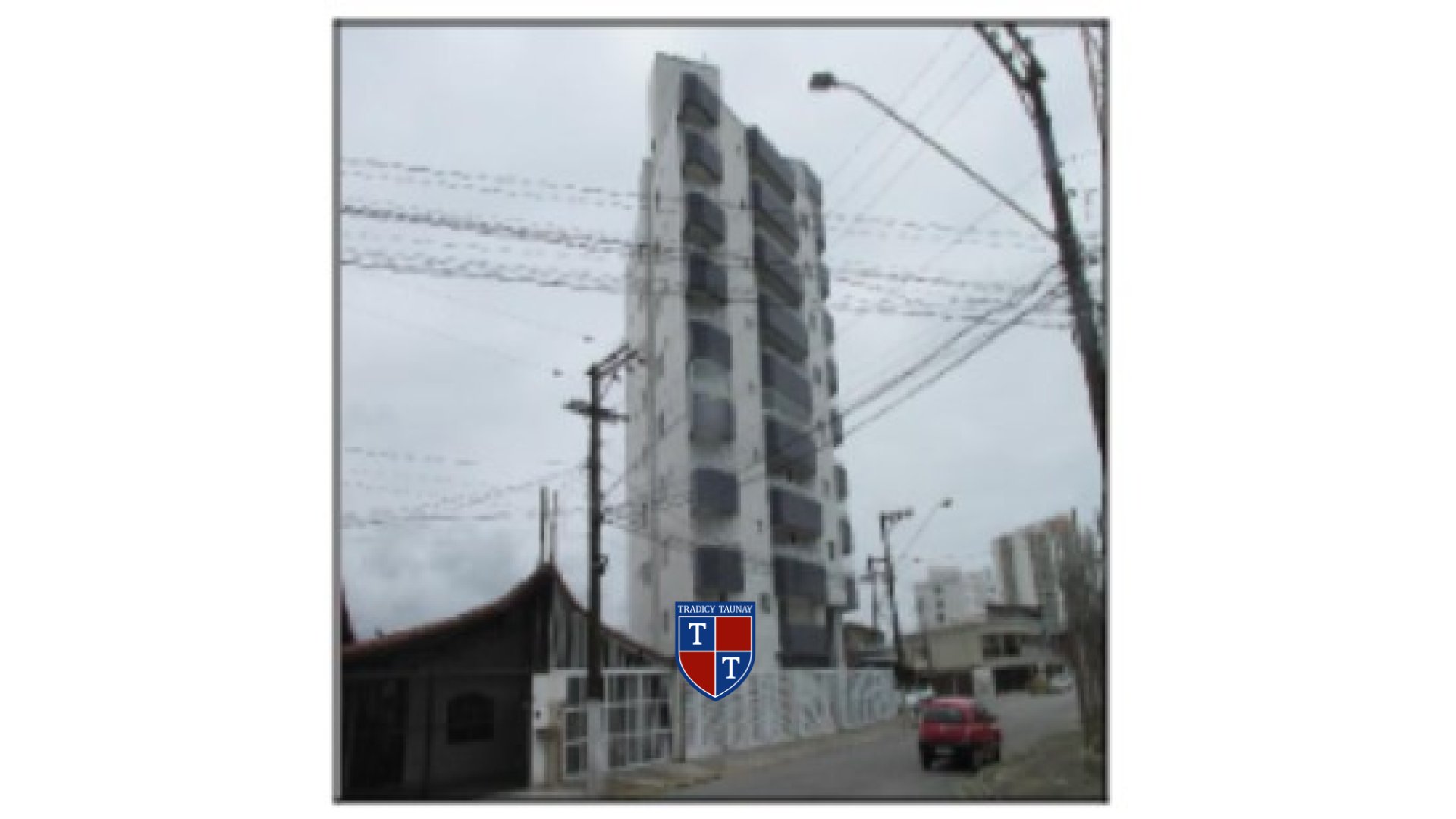 Foto 1 de APARTAMENTO em JARDIM ALOHA - Imóvel Retomado Caixa