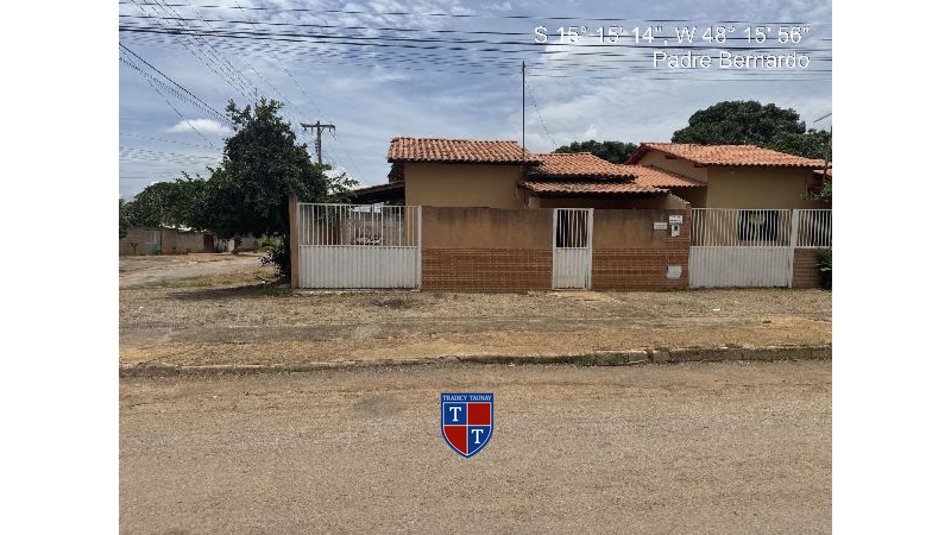 Foto 1 de CASA em VILA DIVINEIA - Imóvel Retomado Caixa