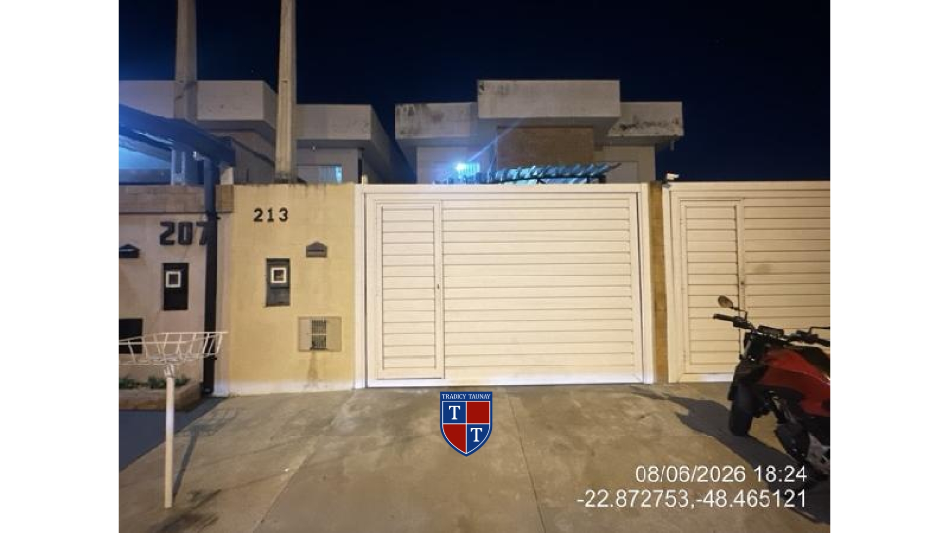 CASA em RESIDENCIAL PLAZA MARTIN