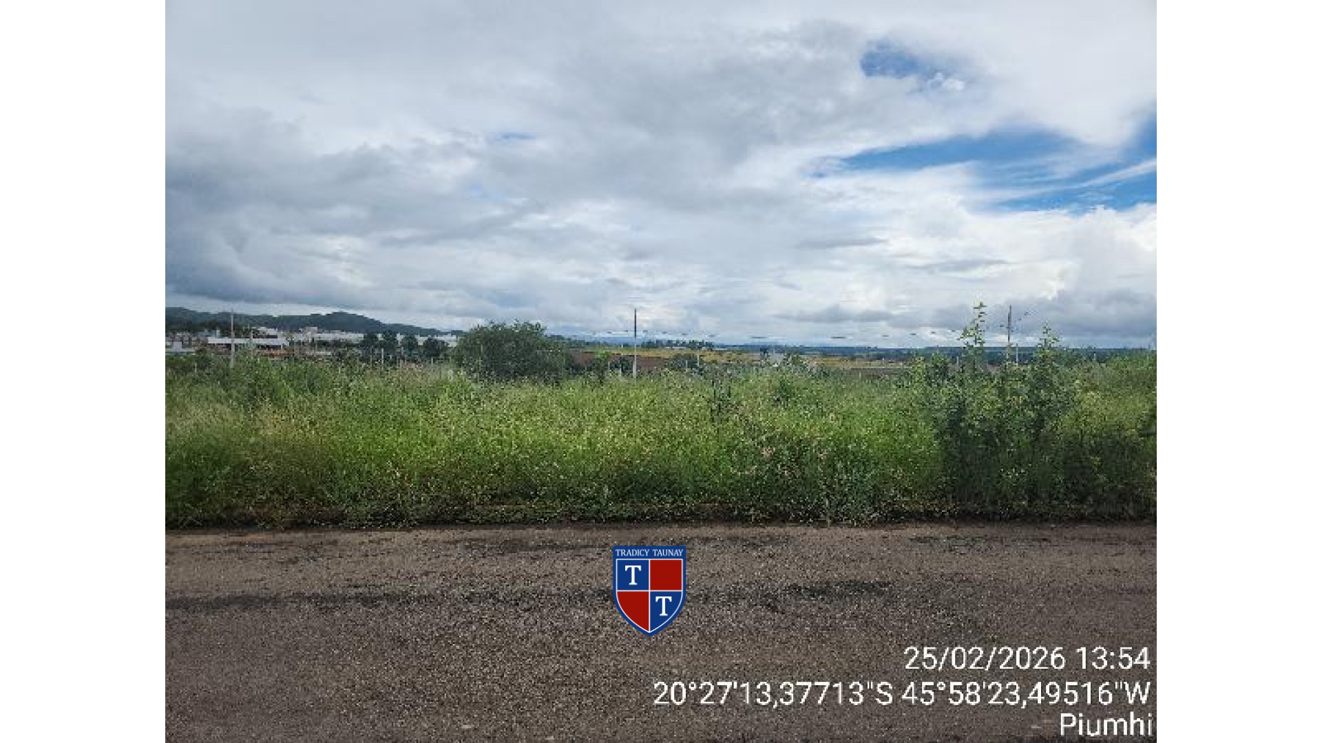Foto 1 de TERRENO em NOVA ESPERANCA - Imóvel Retomado Caixa