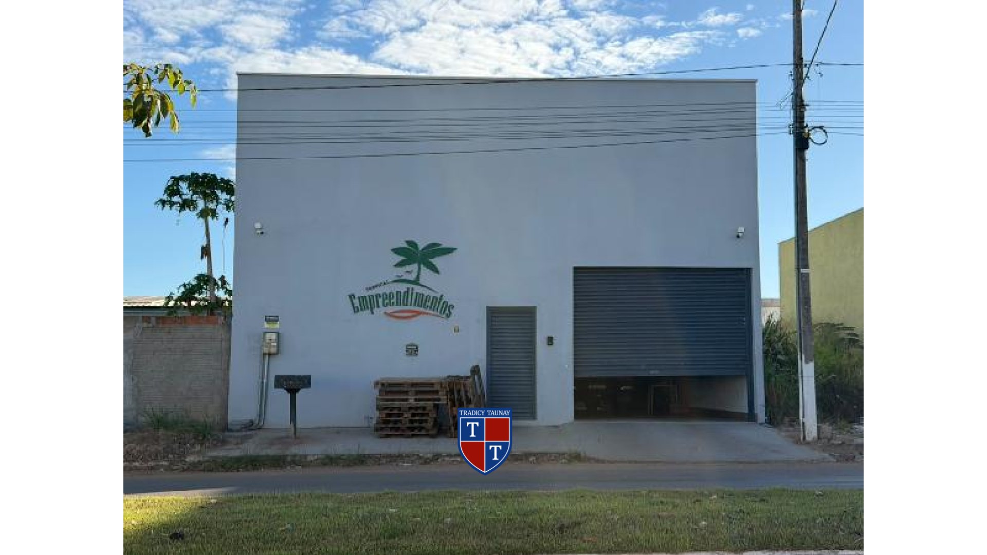 Foto 1 de CASA em RESIDENCIAL JARDIM TROPICAL - Imóvel Retomado Caixa