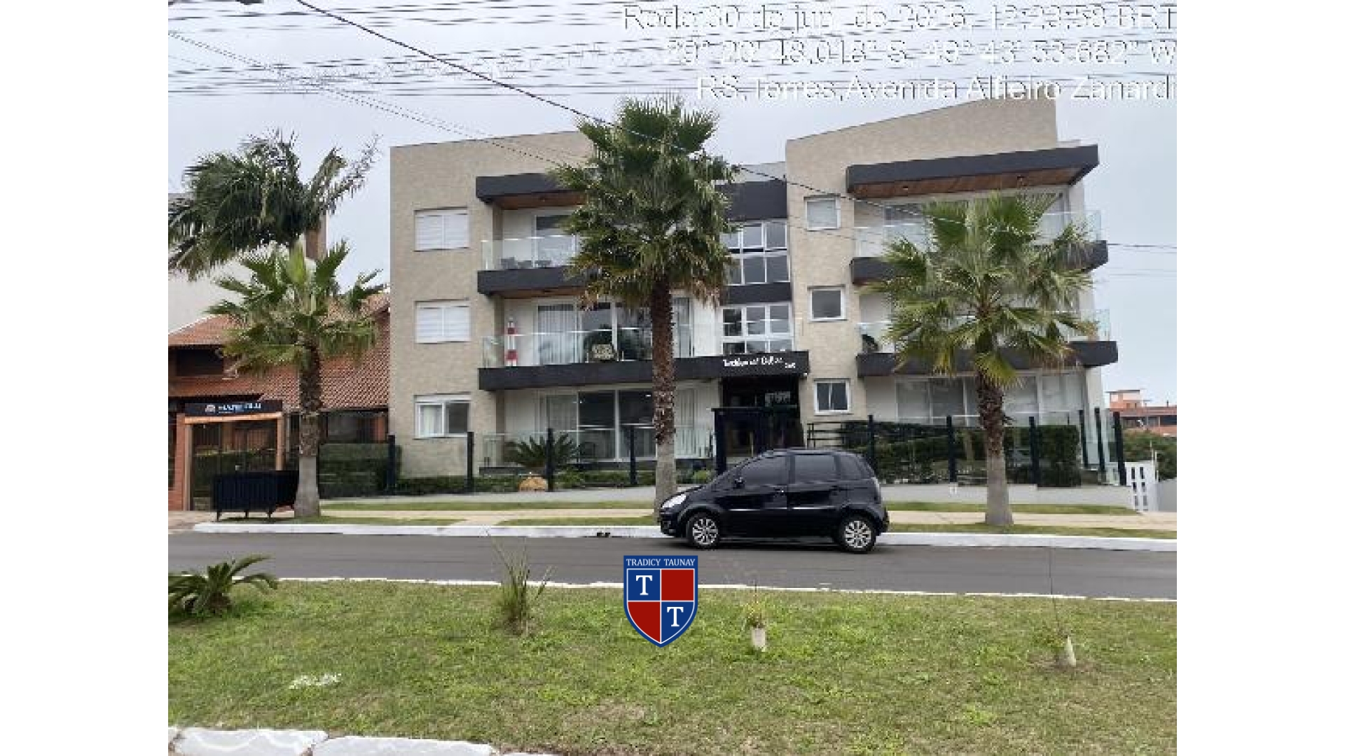 APARTAMENTO em PRAIA DA CAL