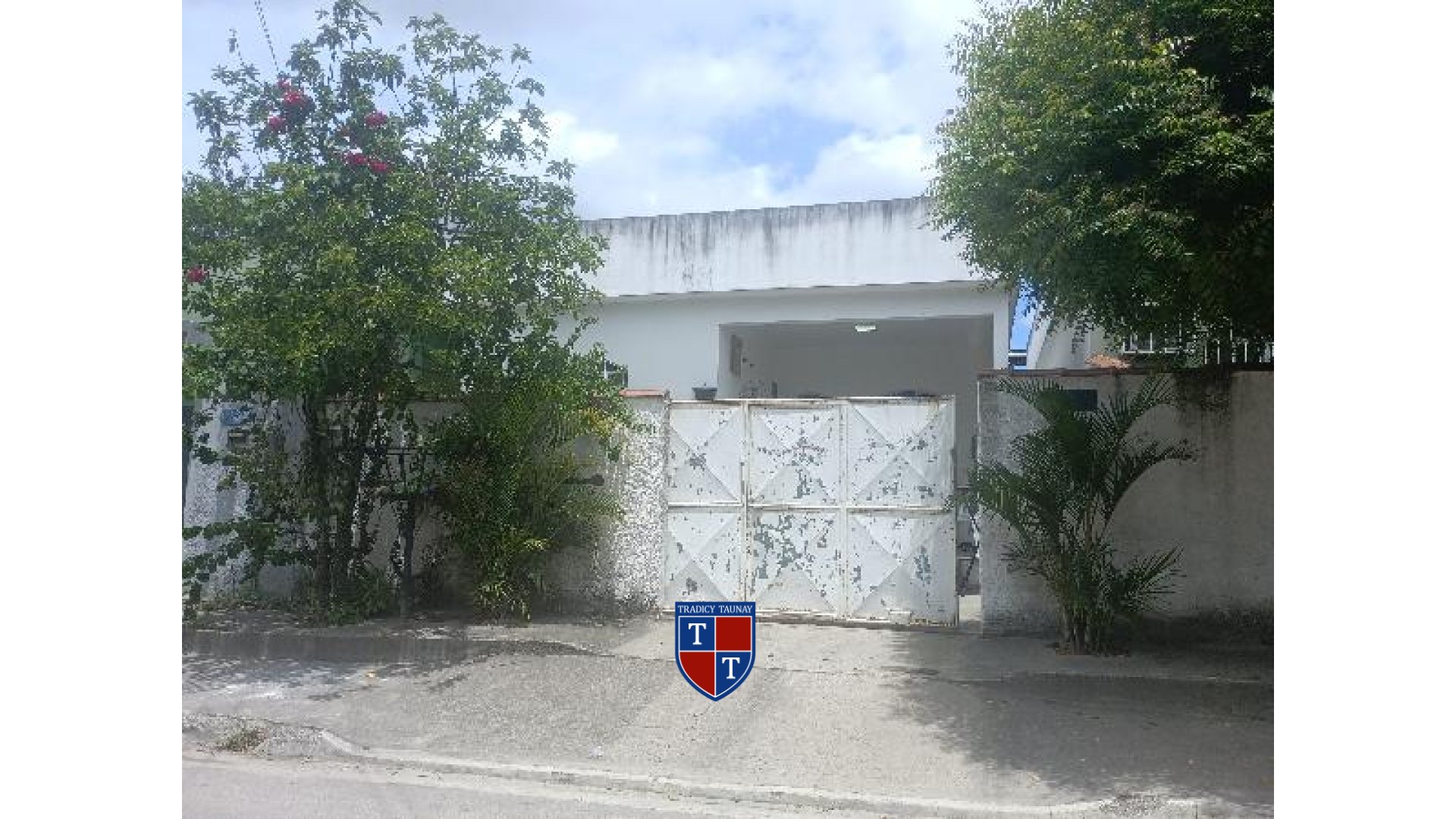 Foto 1 de CASA em TRINDADE - Imóvel Retomado Caixa