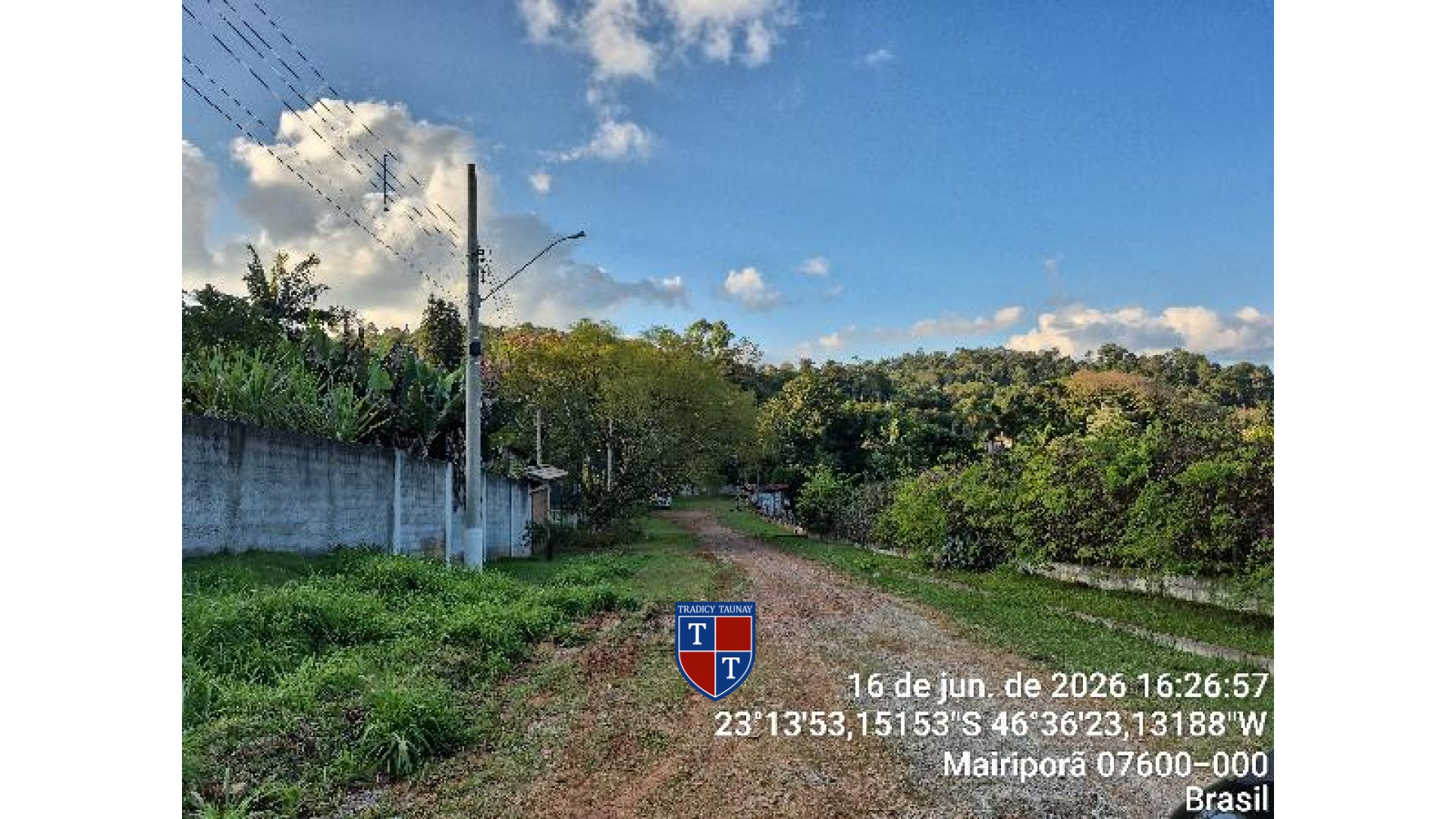 Foto 1 de TERRENO em JUNDIAIZINHO (TERRA PRETA) - Imóvel Retomado Caixa