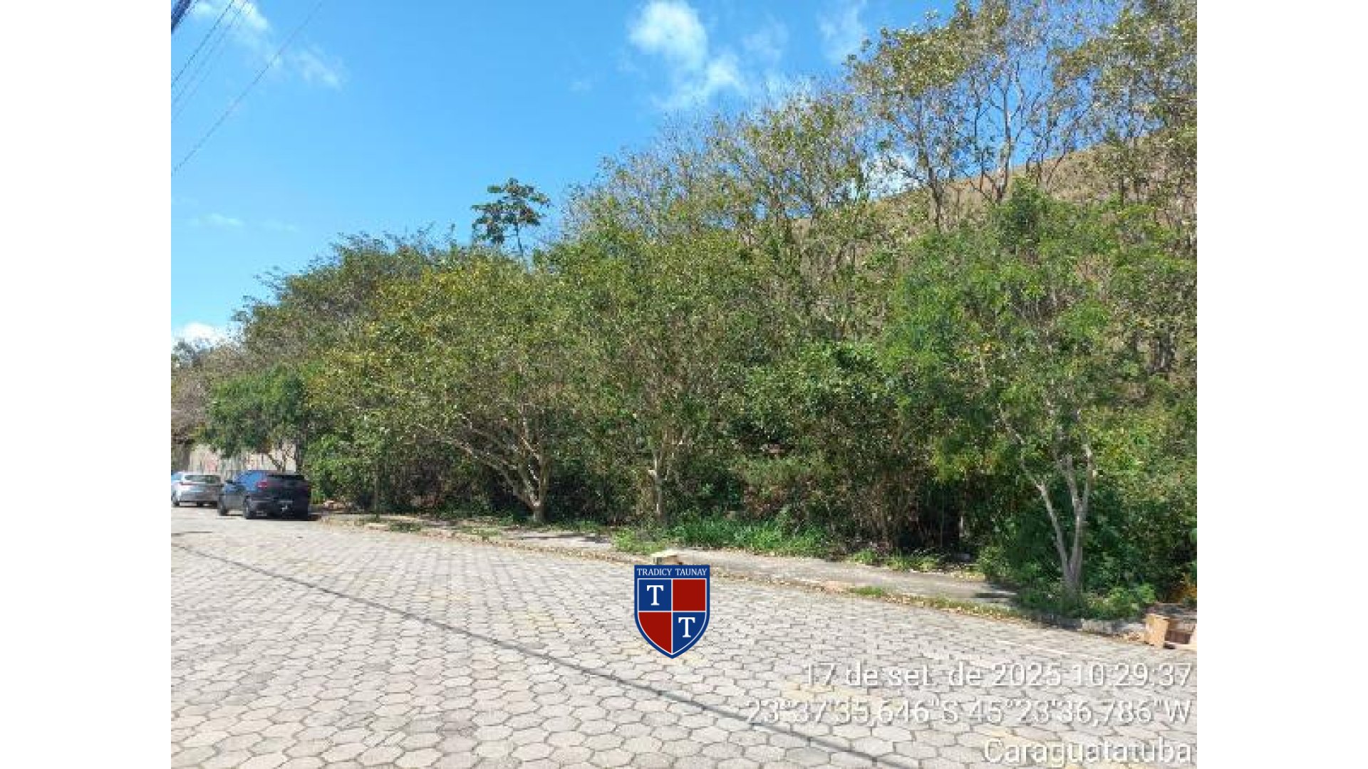 Foto 1 de TERRENO em LOTEAMENTO BALNEARIO CAMBURI - Imóvel Retomado Caixa