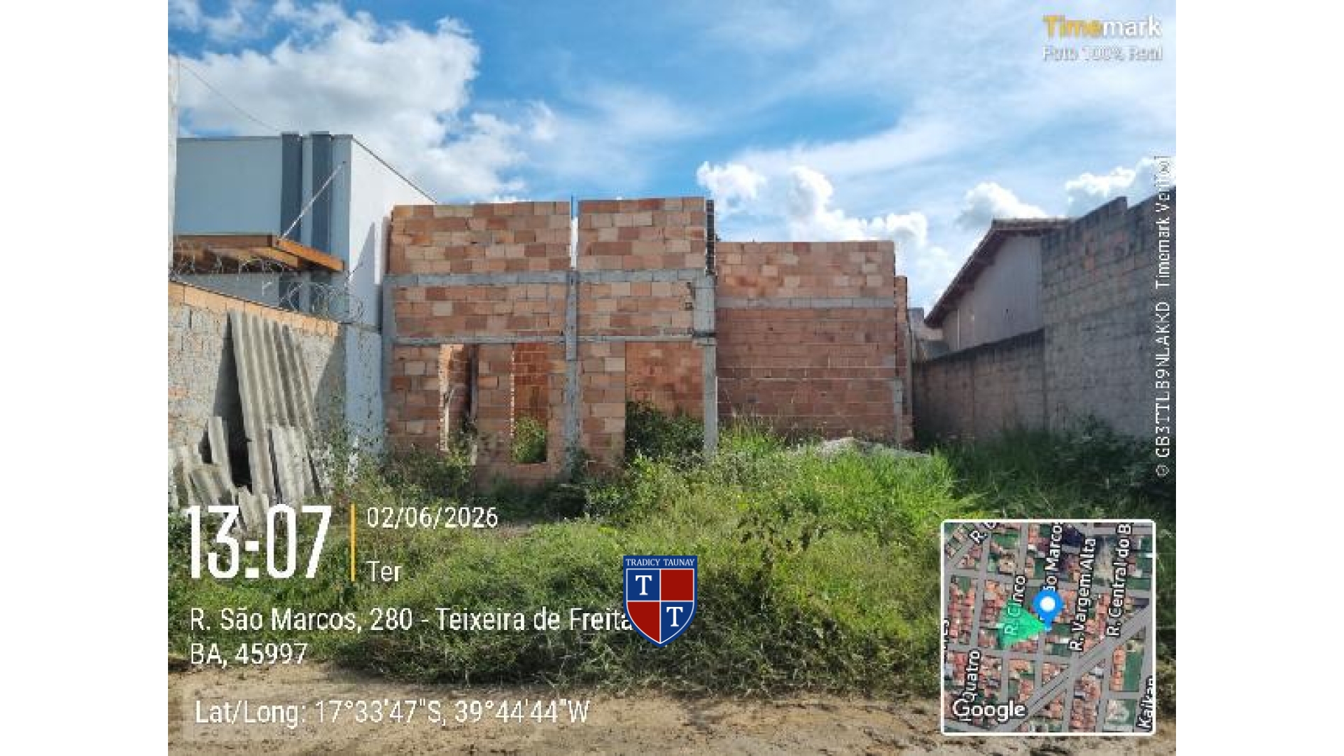 TERRENO em EIXO SUL