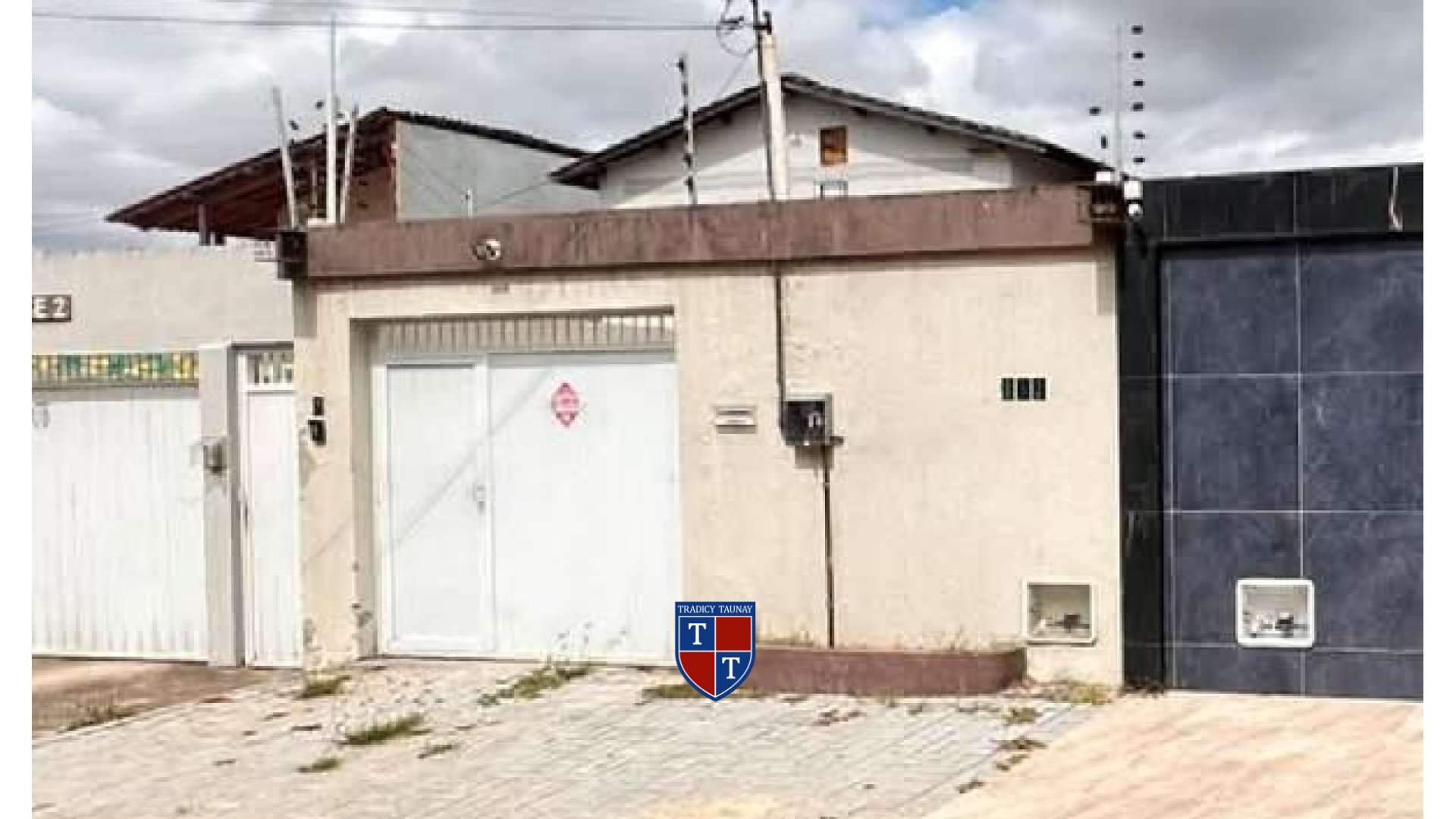 Foto 1 de CASA em PARQUE LEBLON - Imóvel Retomado Caixa