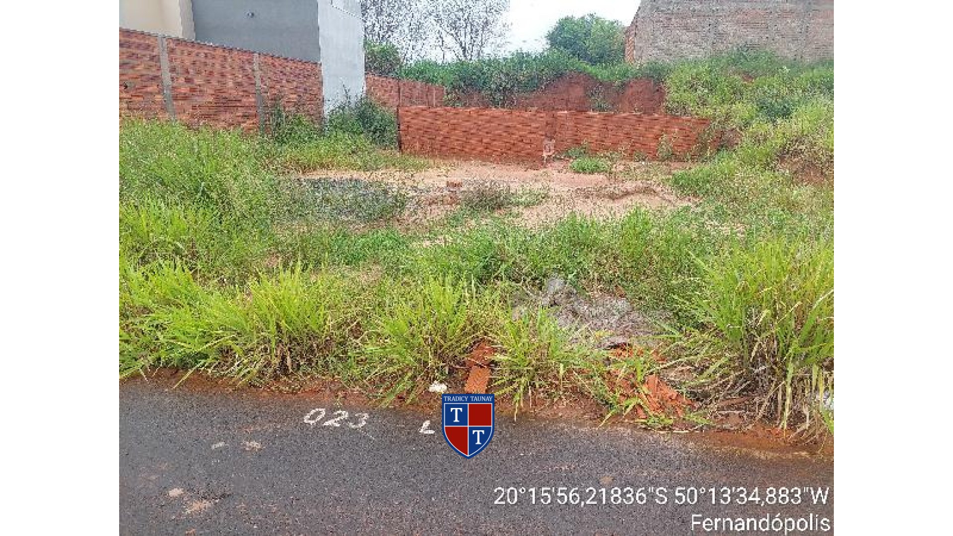 Foto 1 de TERRENO em JARDIM VITORIA - Imóvel Retomado Caixa