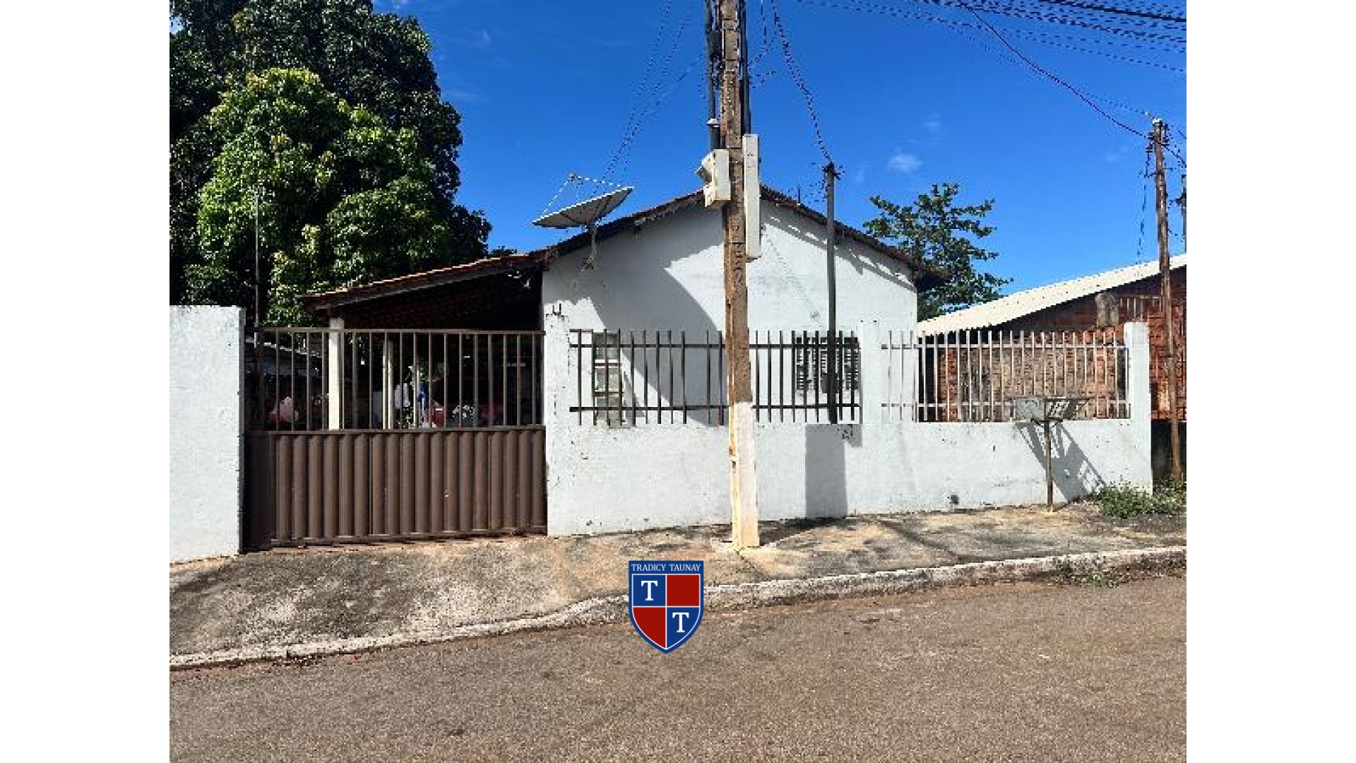 Foto 1 de CASA em JARDIM PAULA I - Imóvel Retomado Caixa