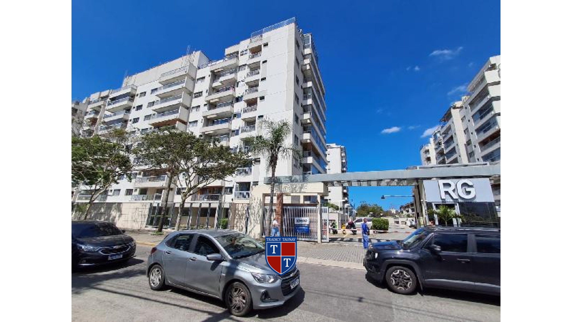 APARTAMENTO em JACAREPAGUA