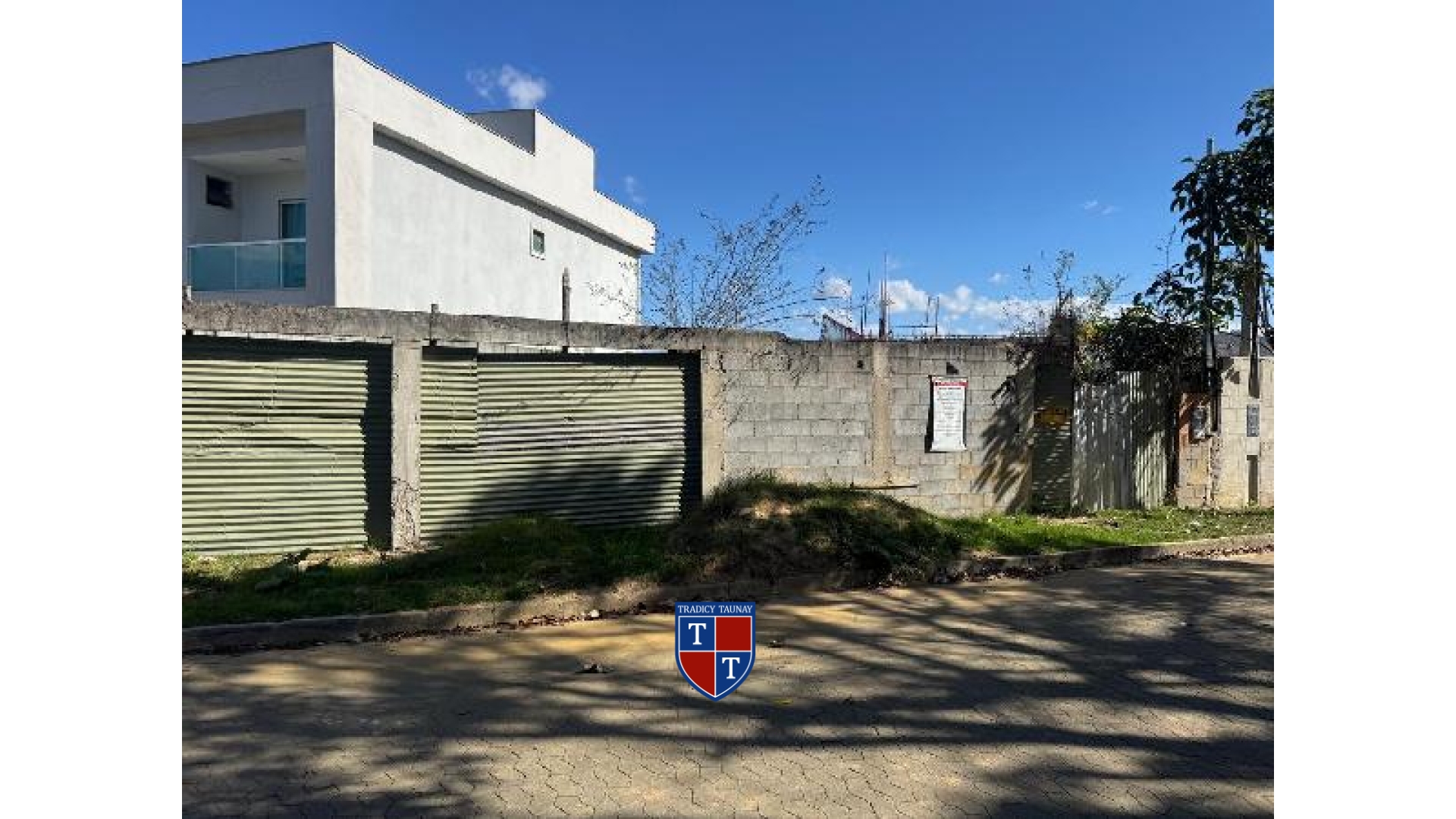 TERRENO em TUCUM