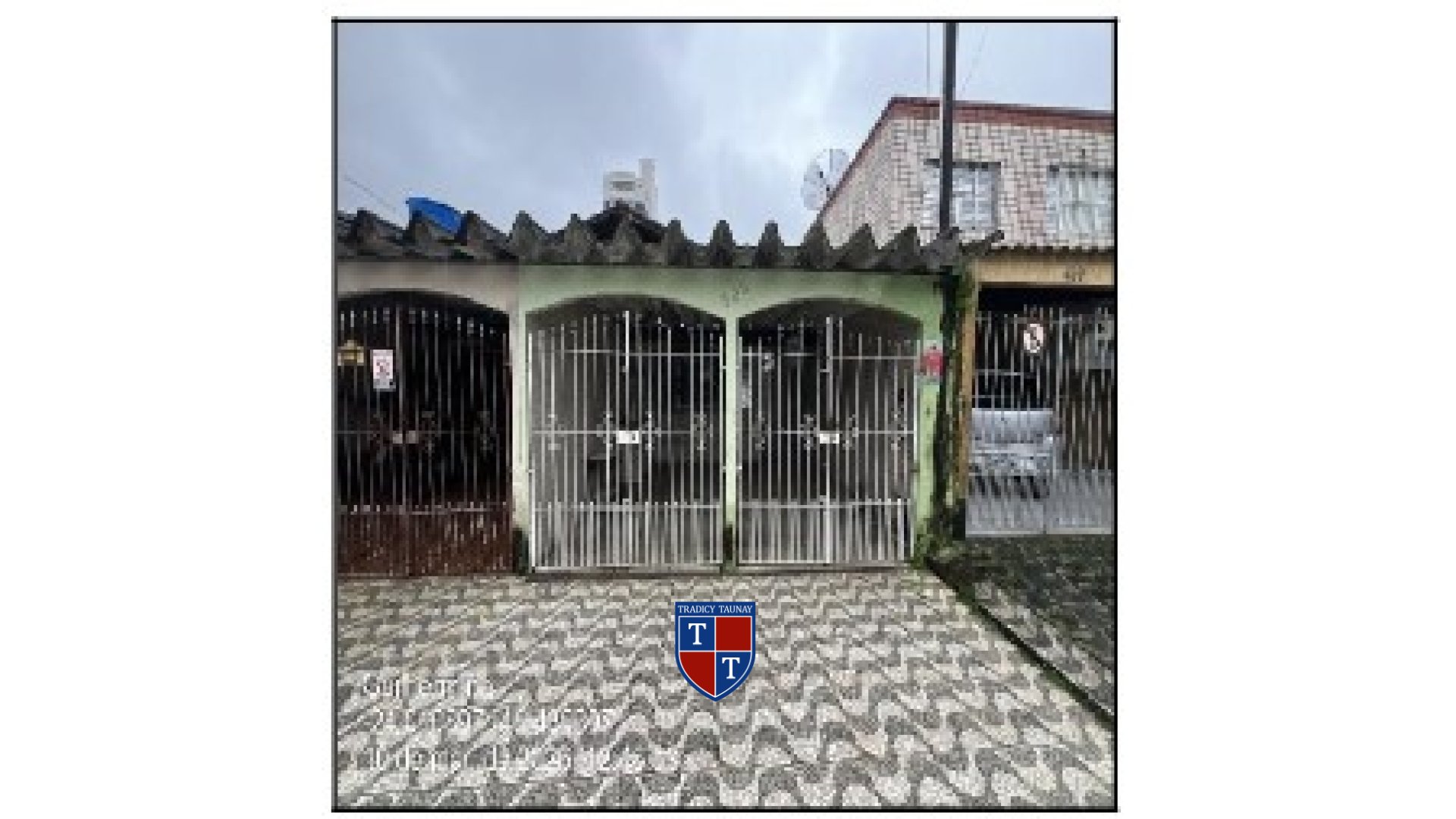 Foto 1 de CASA em GUILHERMINA - Imóvel Retomado Caixa