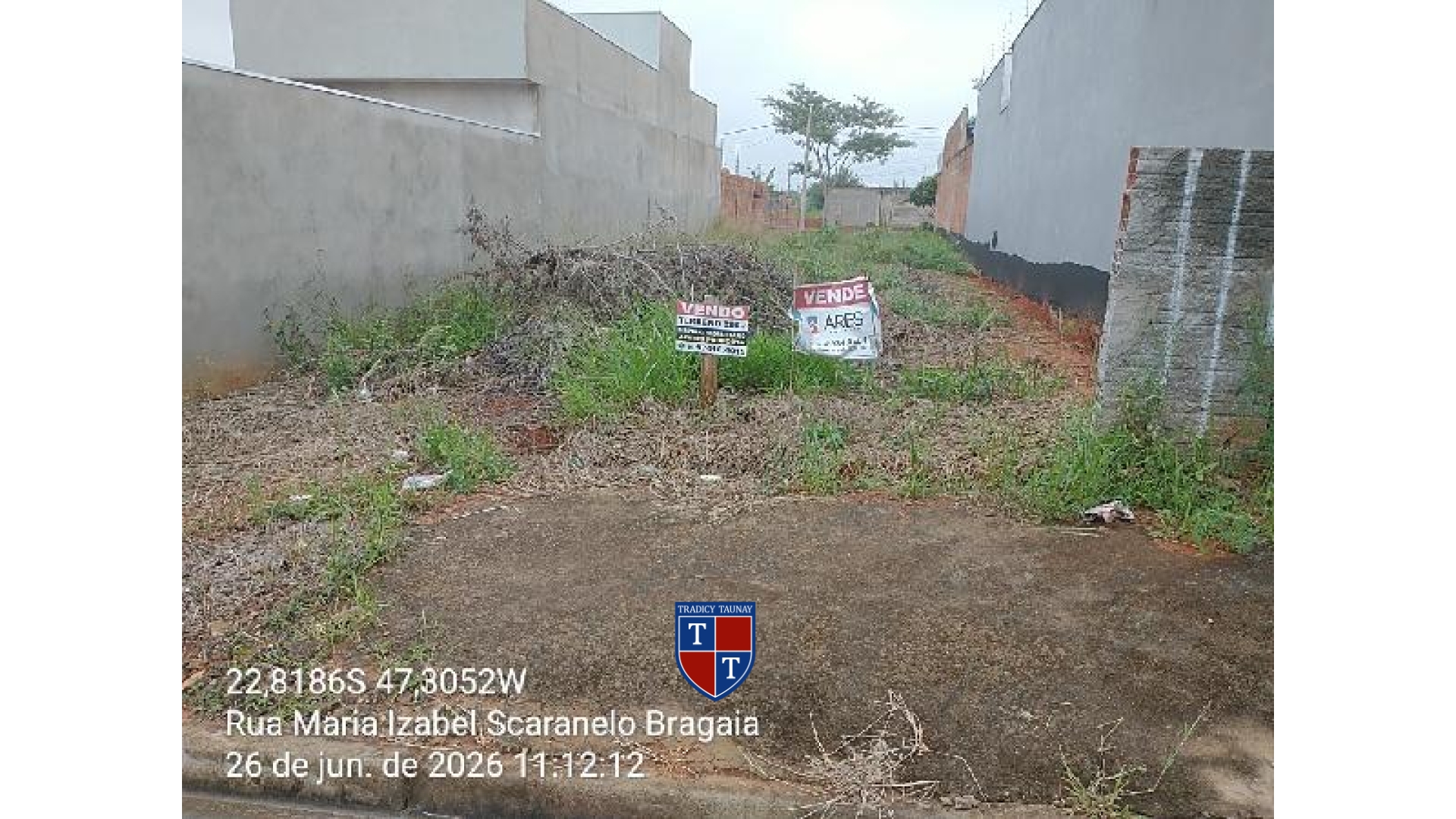 TERRENO em JARDIM DOS LAGOS 2