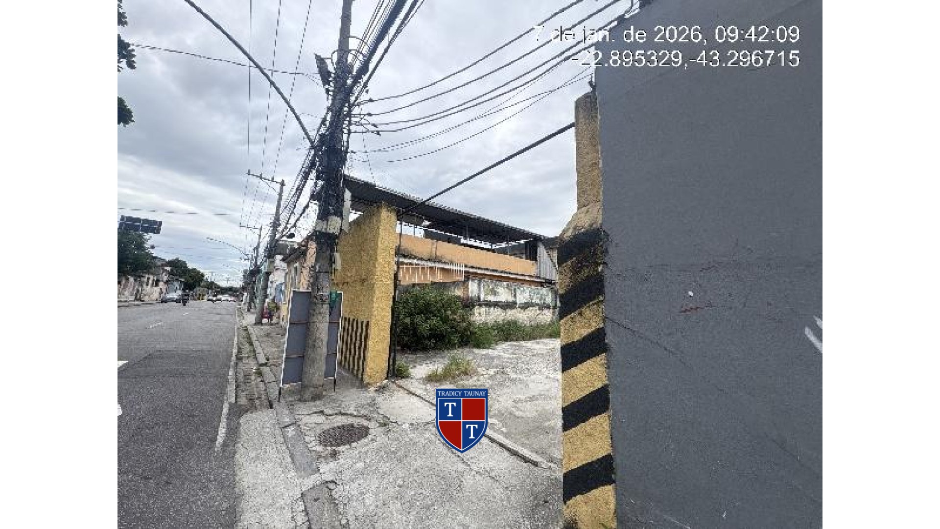 Foto 1 de PREDIO em ENGENHO DE DENTRO - Imóvel Retomado Caixa