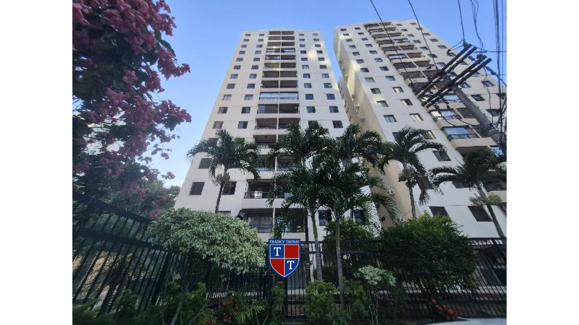 Foto 1 de APARTAMENTO em RIO VERMELHO - Imóvel Retomado Caixa